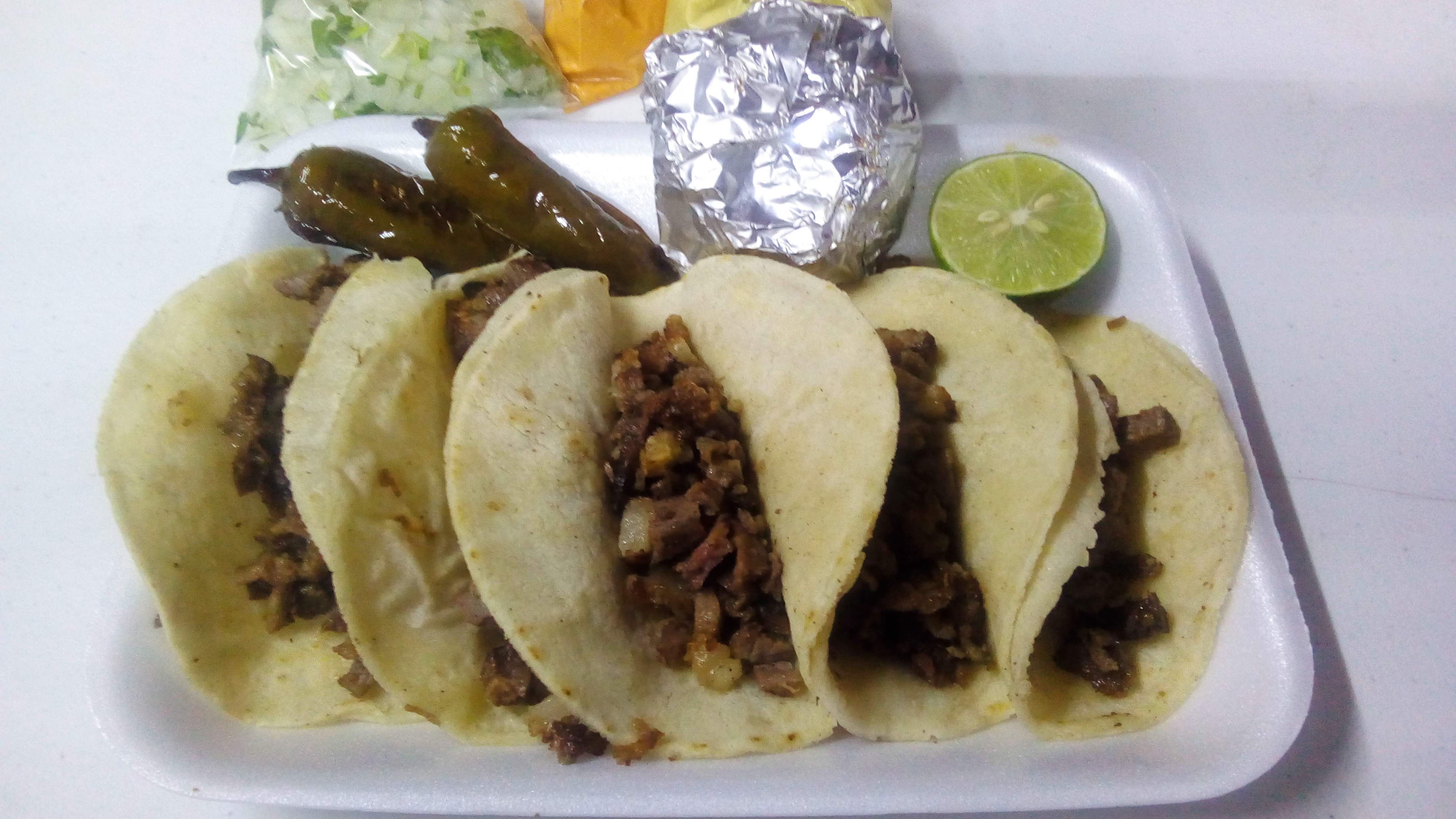 Gorditas Los Traviesos image 1