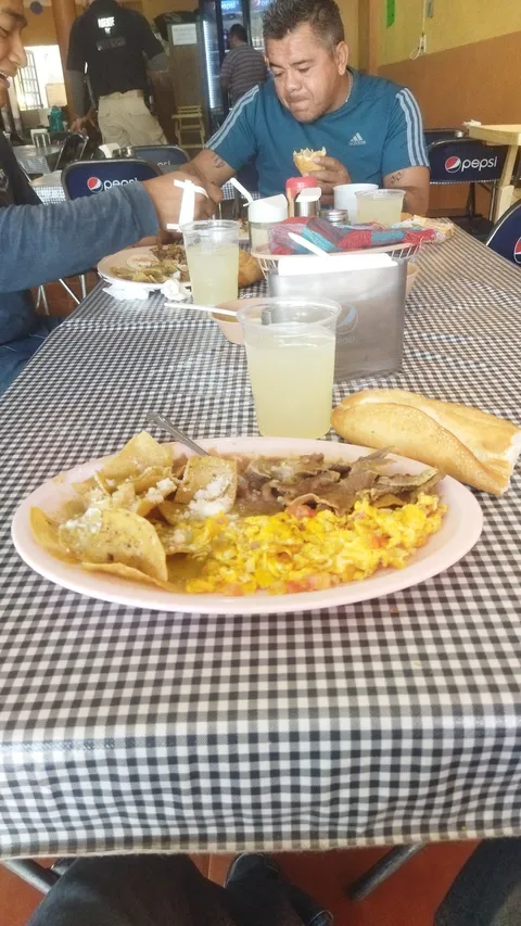 Cenaduría Selso image 4