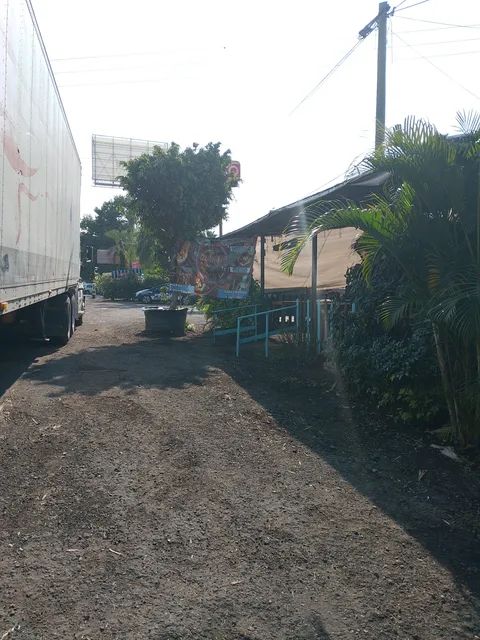 El Antojo image 2