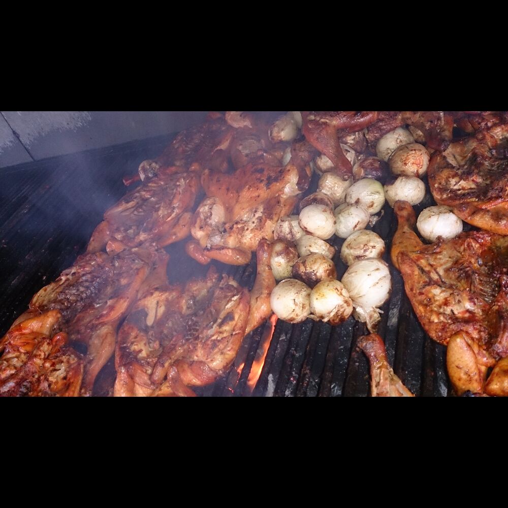 Pollos Rocío image 2