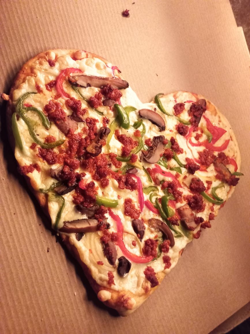 Cheche' Pizza image 4