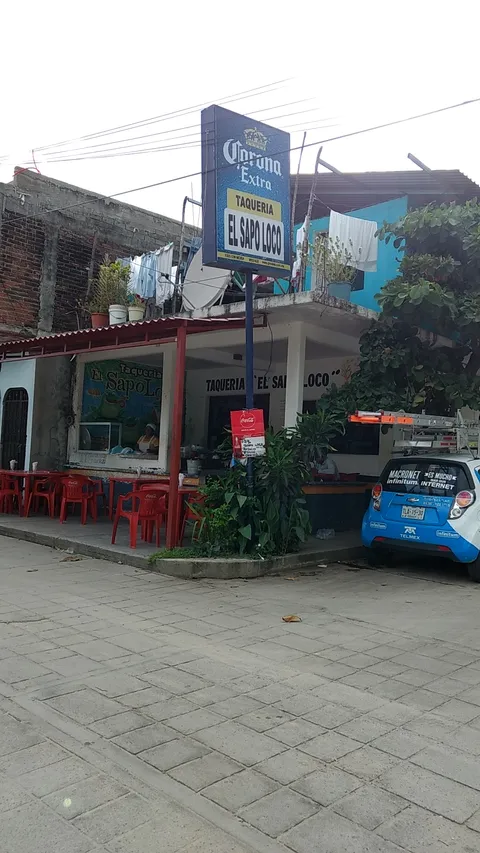 Taquería El Sapo Loco image 4