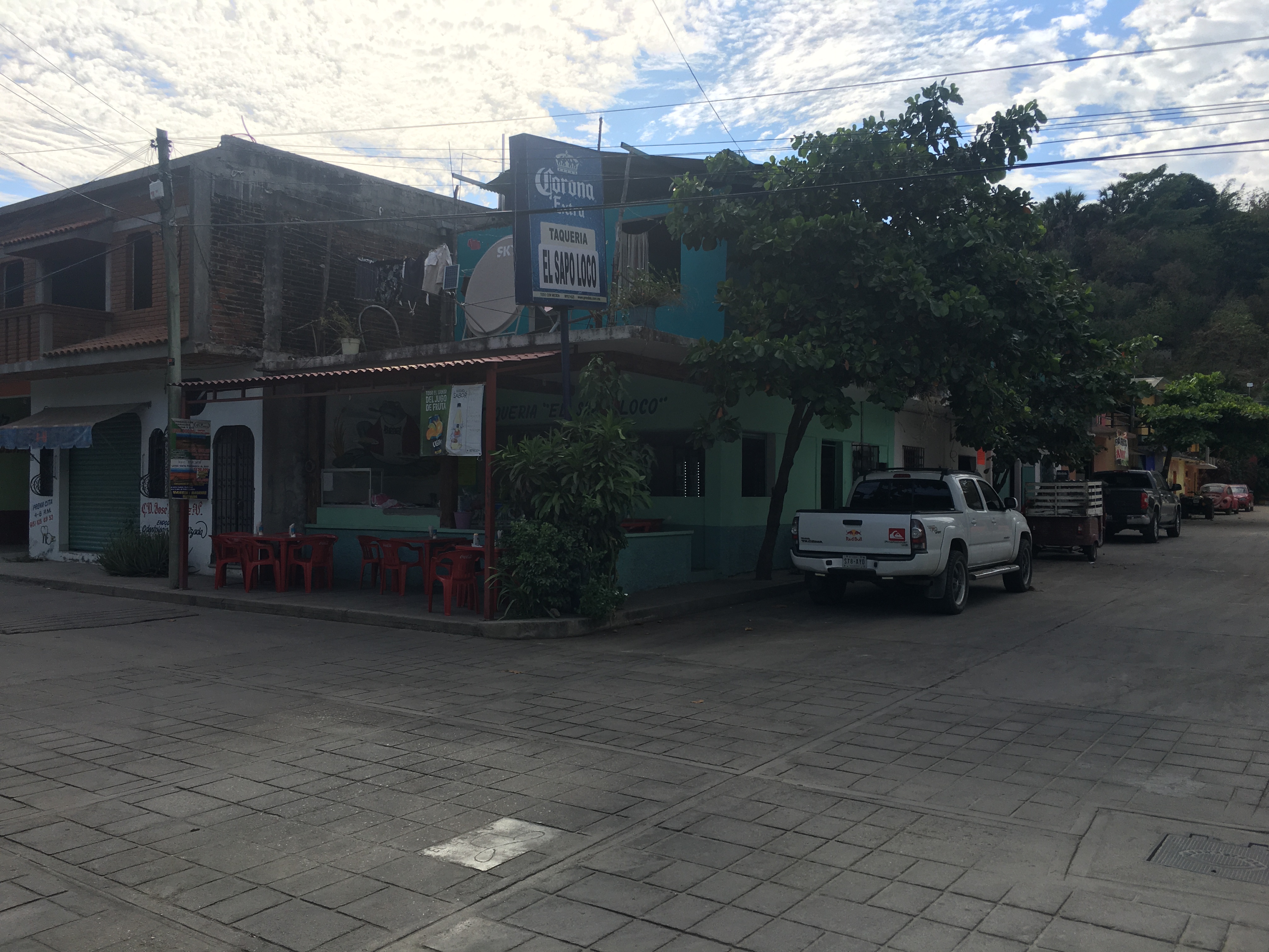 Taquería El Sapo Loco image 7
