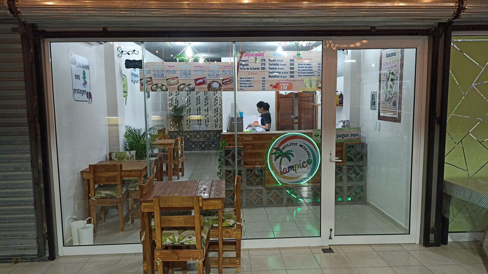 Antojitos Mexicanos Tampico image 6