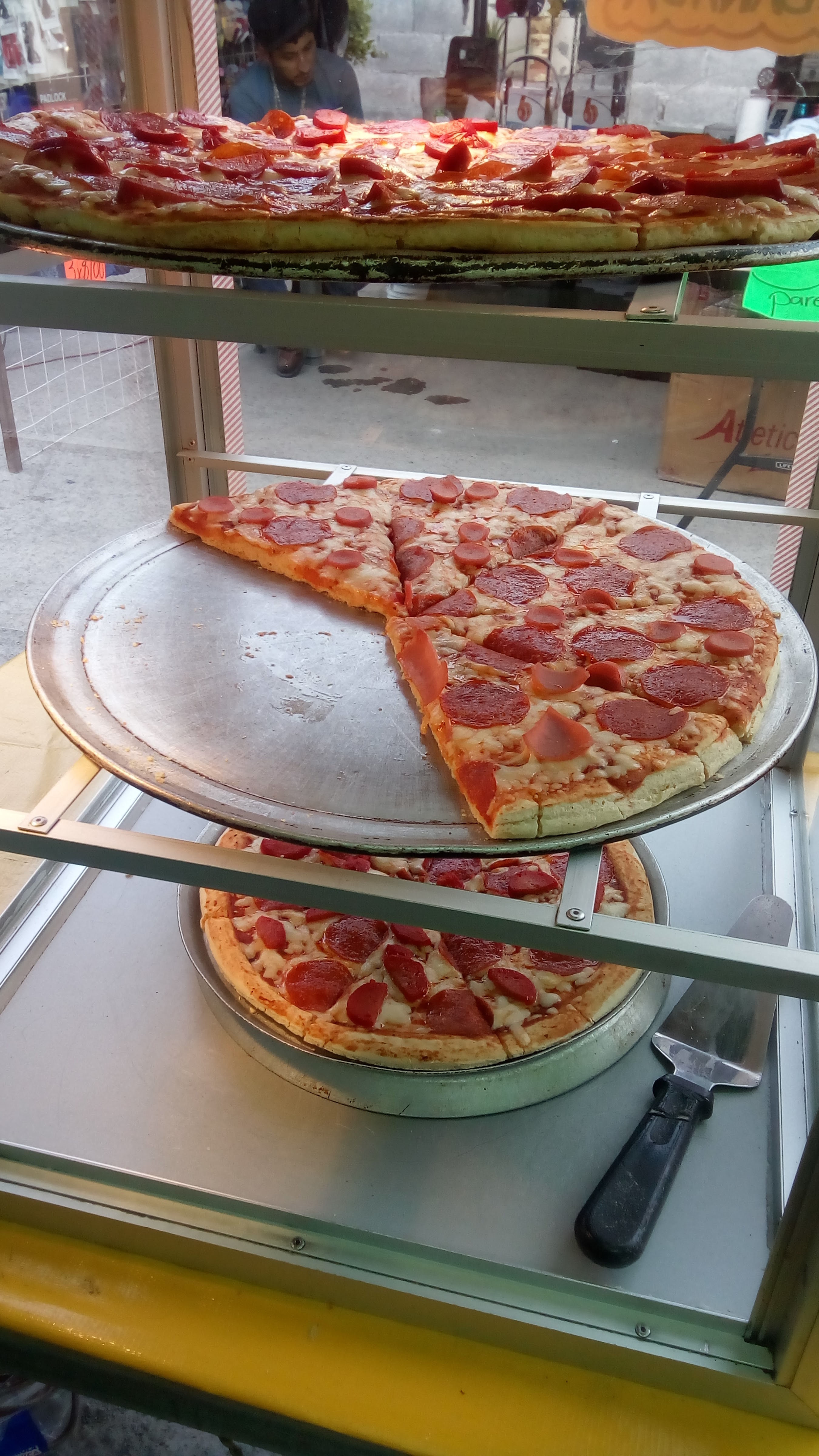 Paco's Pizza image 4