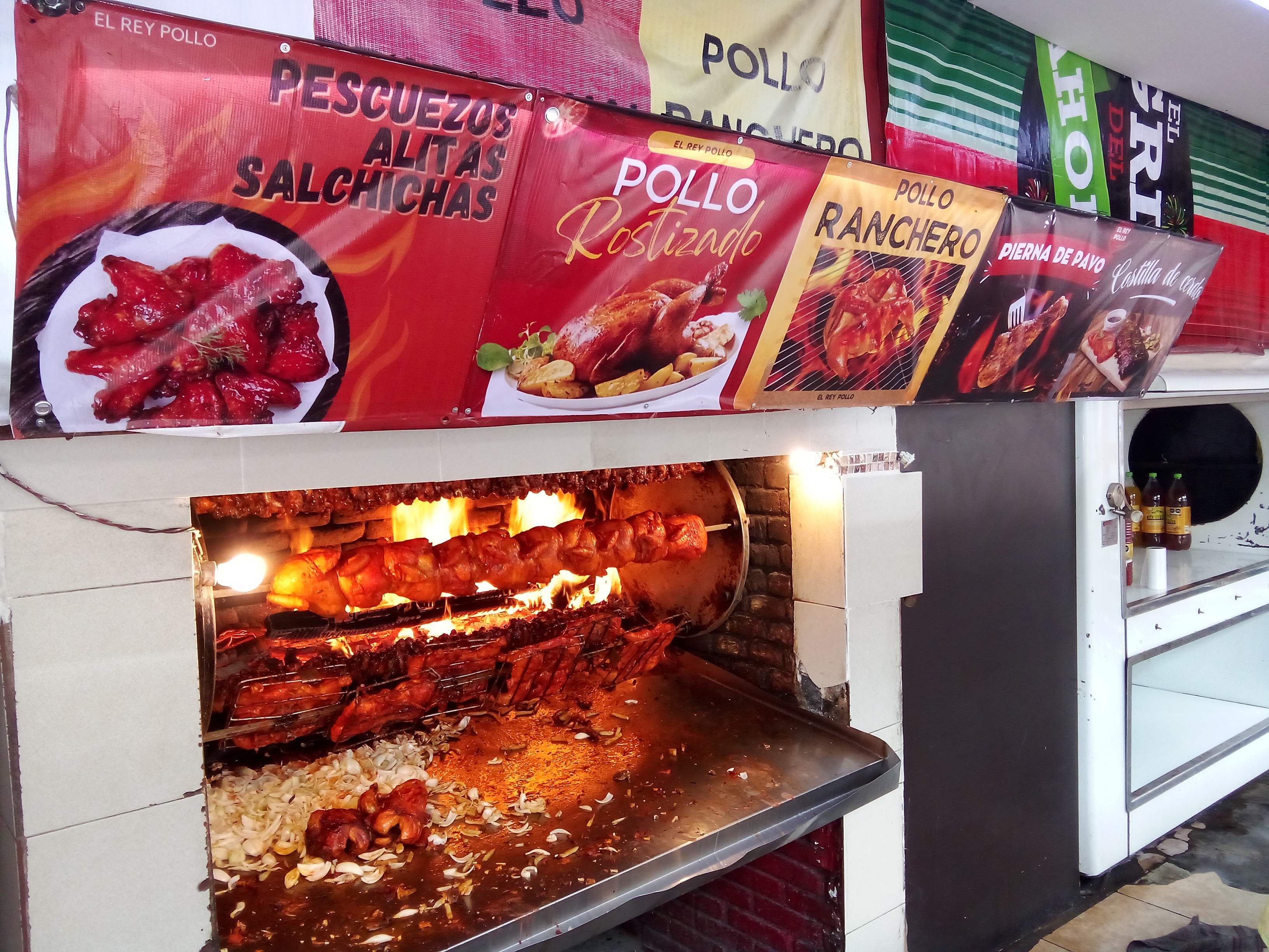 Rosticería El Rey Pollo image 6