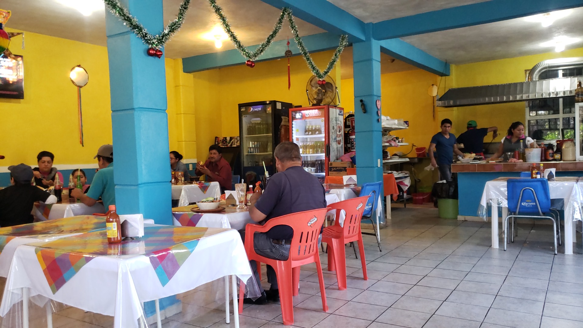 Mariscos El Chato image 1