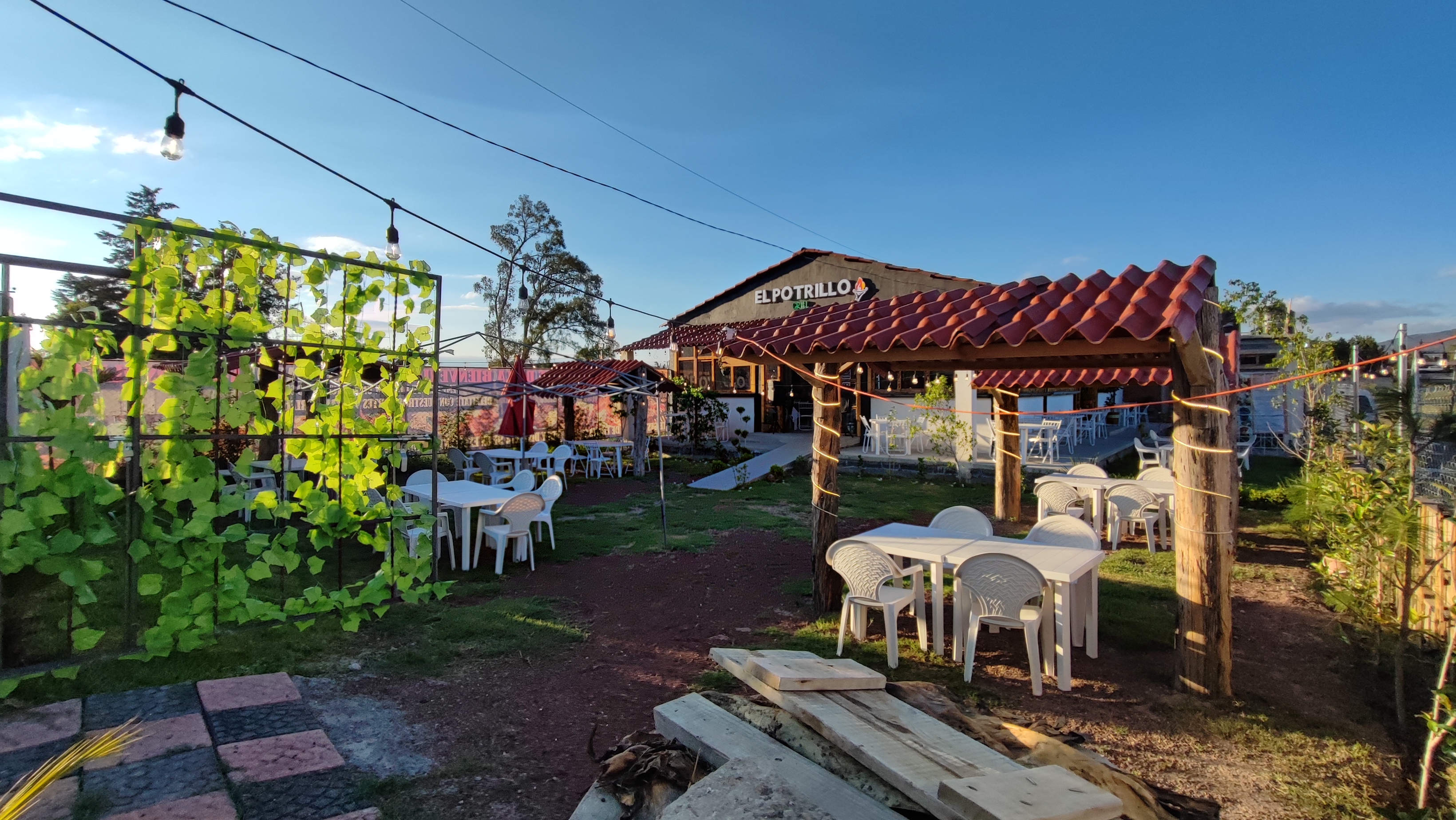 Potrillo grill image 4