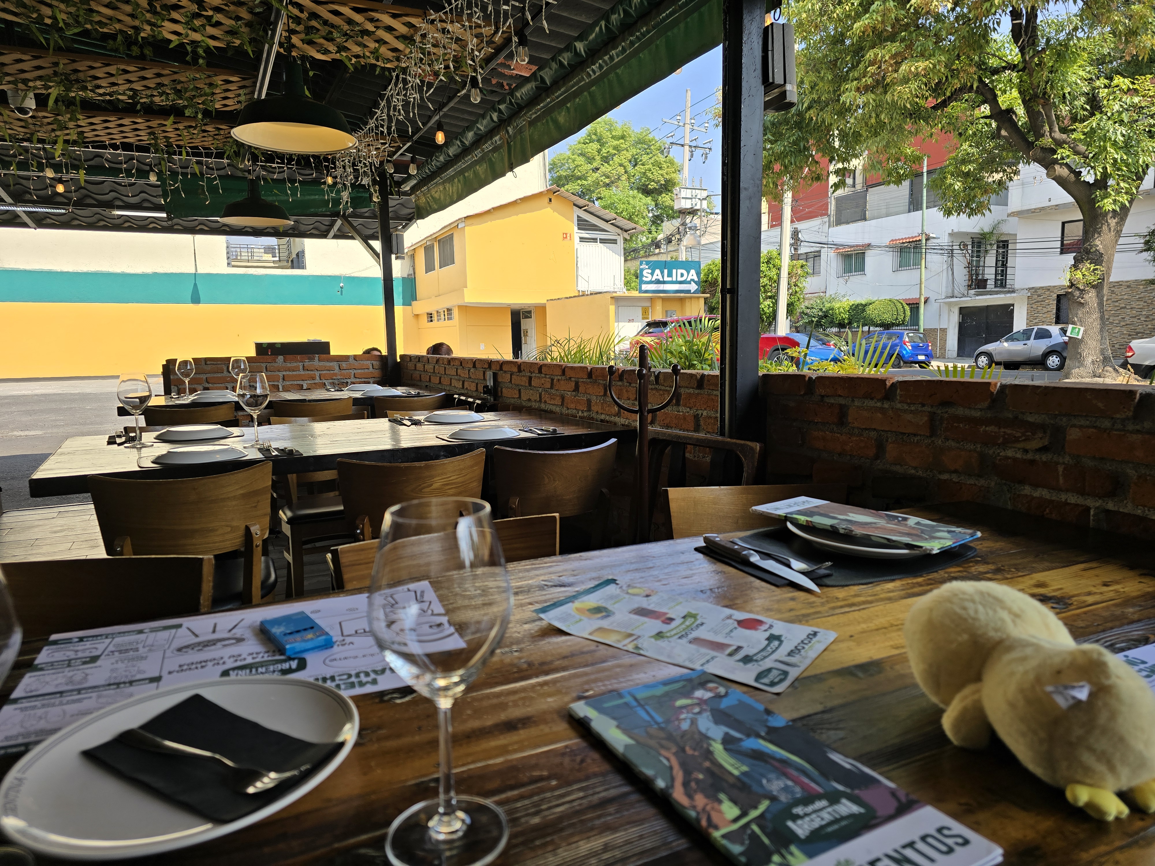 Fonda Argentina Isabel la Católica image 1