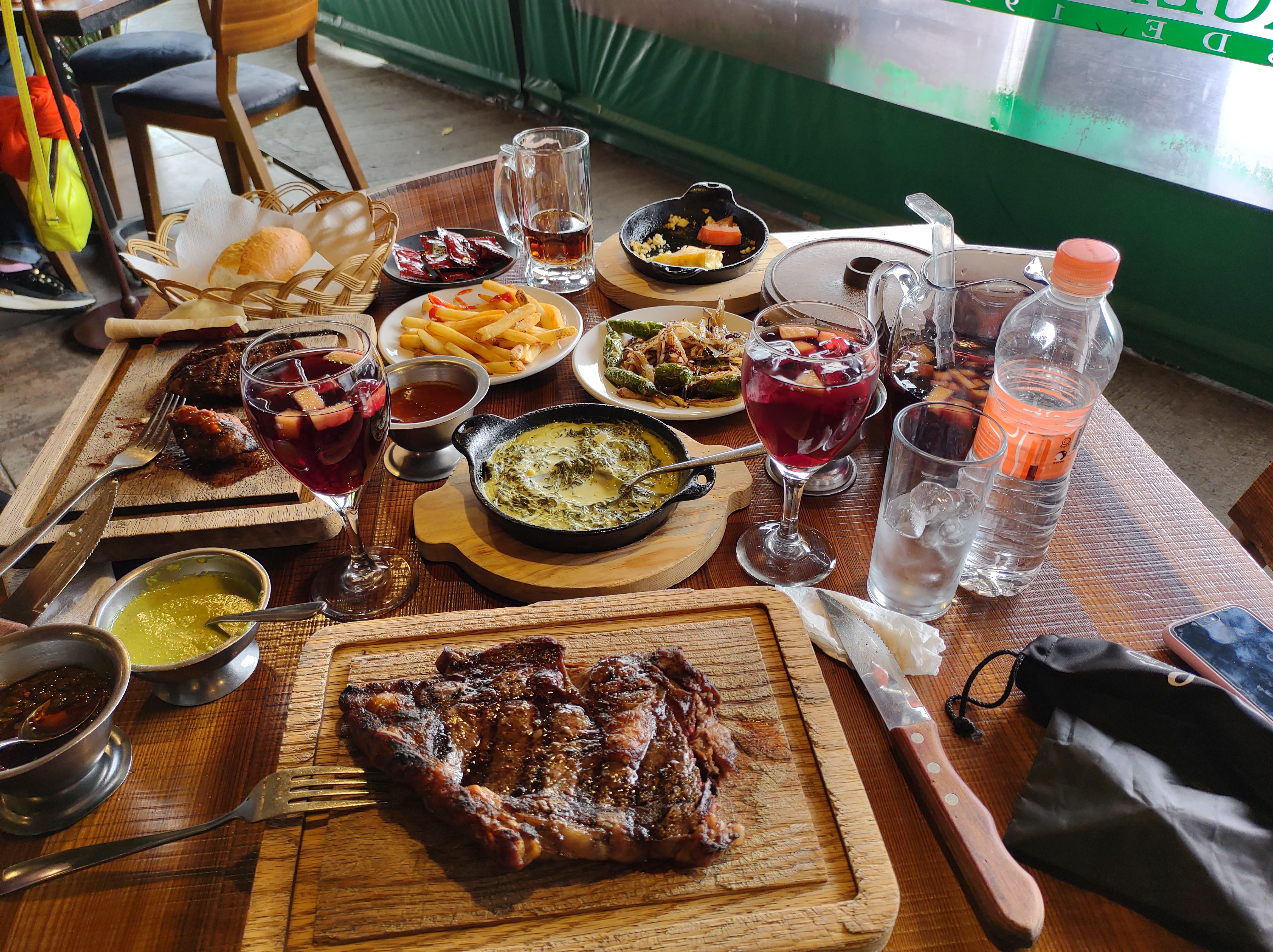 Fonda Argentina Isabel la Católica image 6