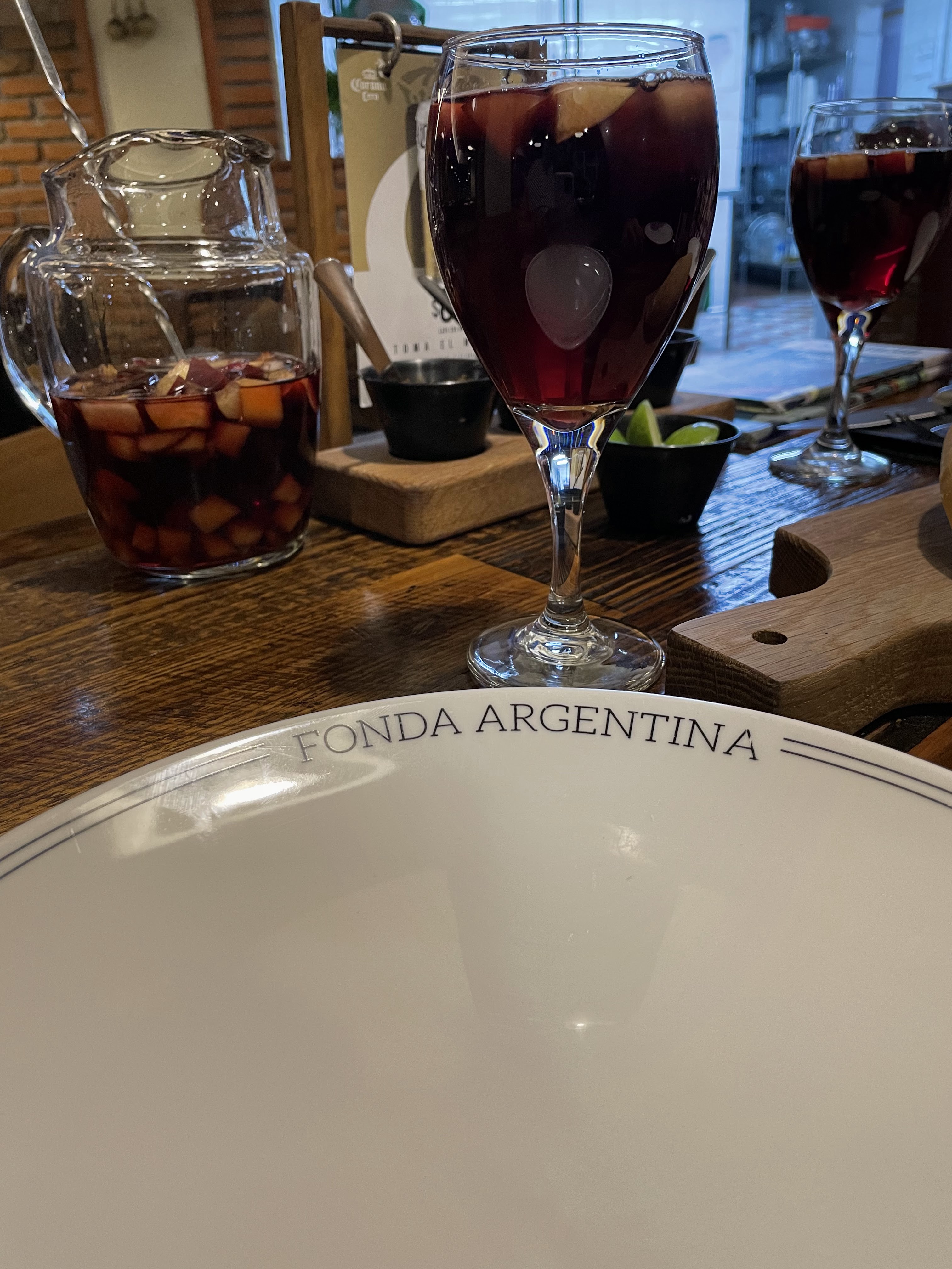 Fonda Argentina Isabel la Católica image 7