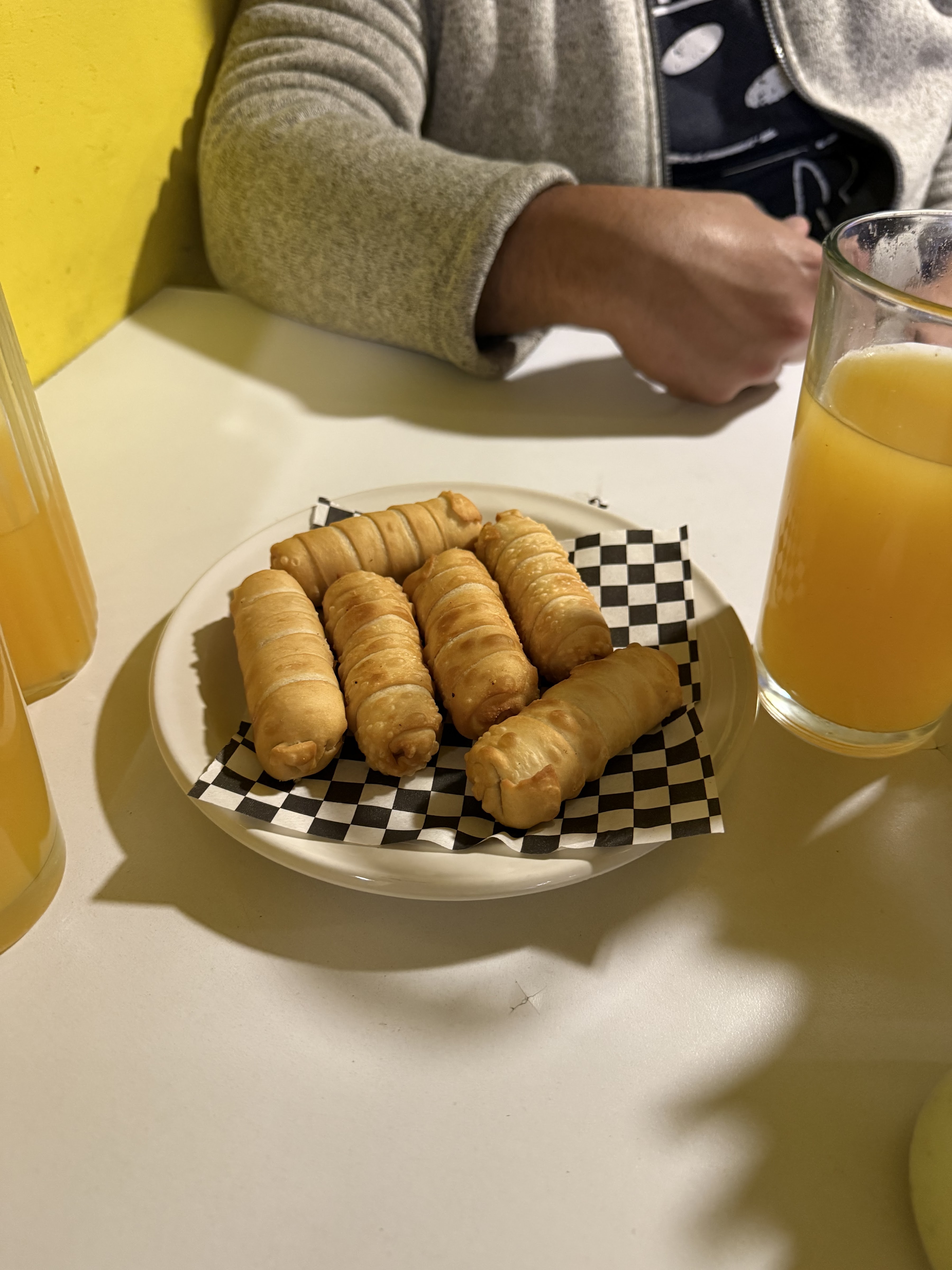 Entre Panas Restaurante Latino image 4