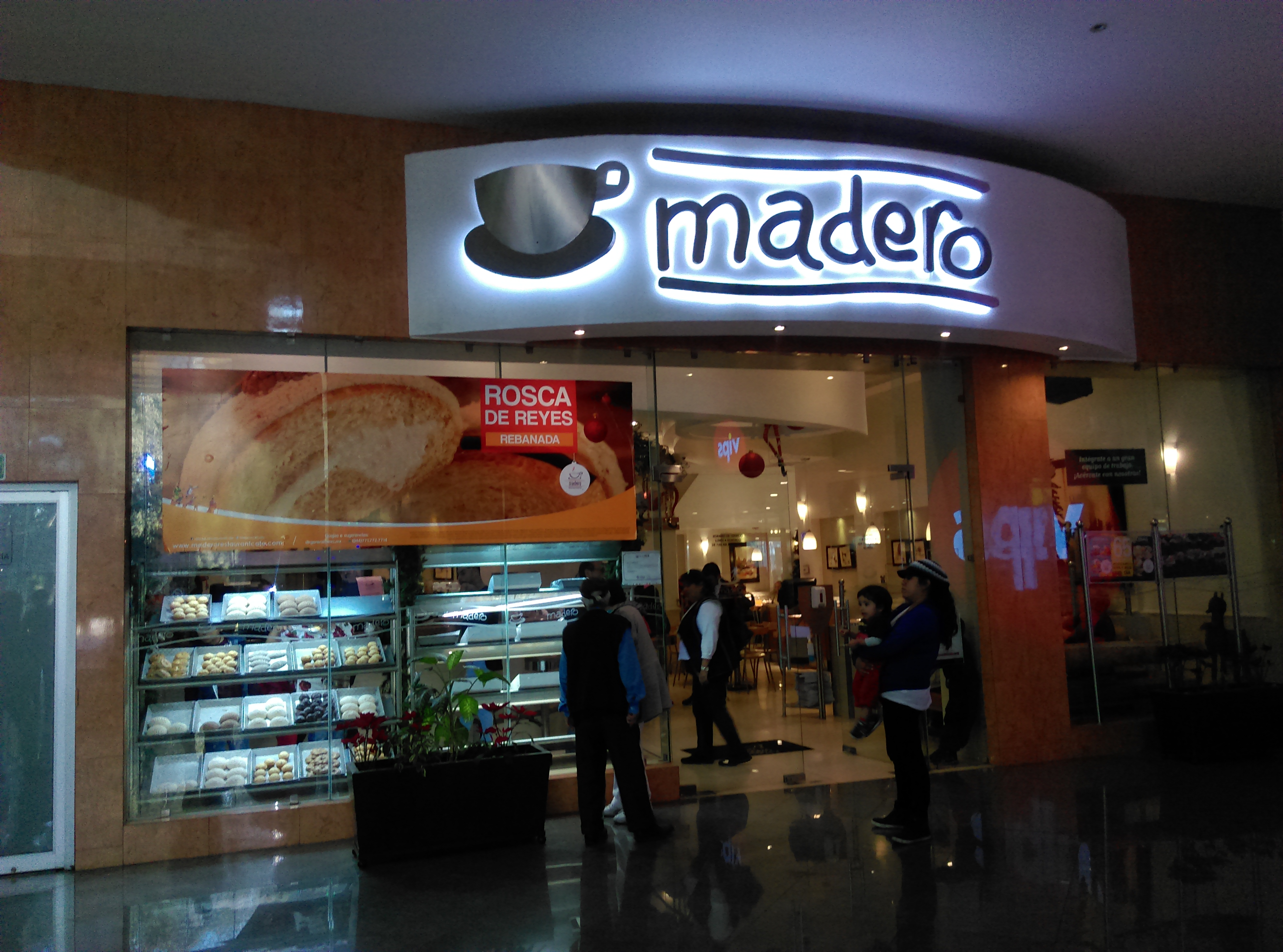 Madero Restaurante image 3