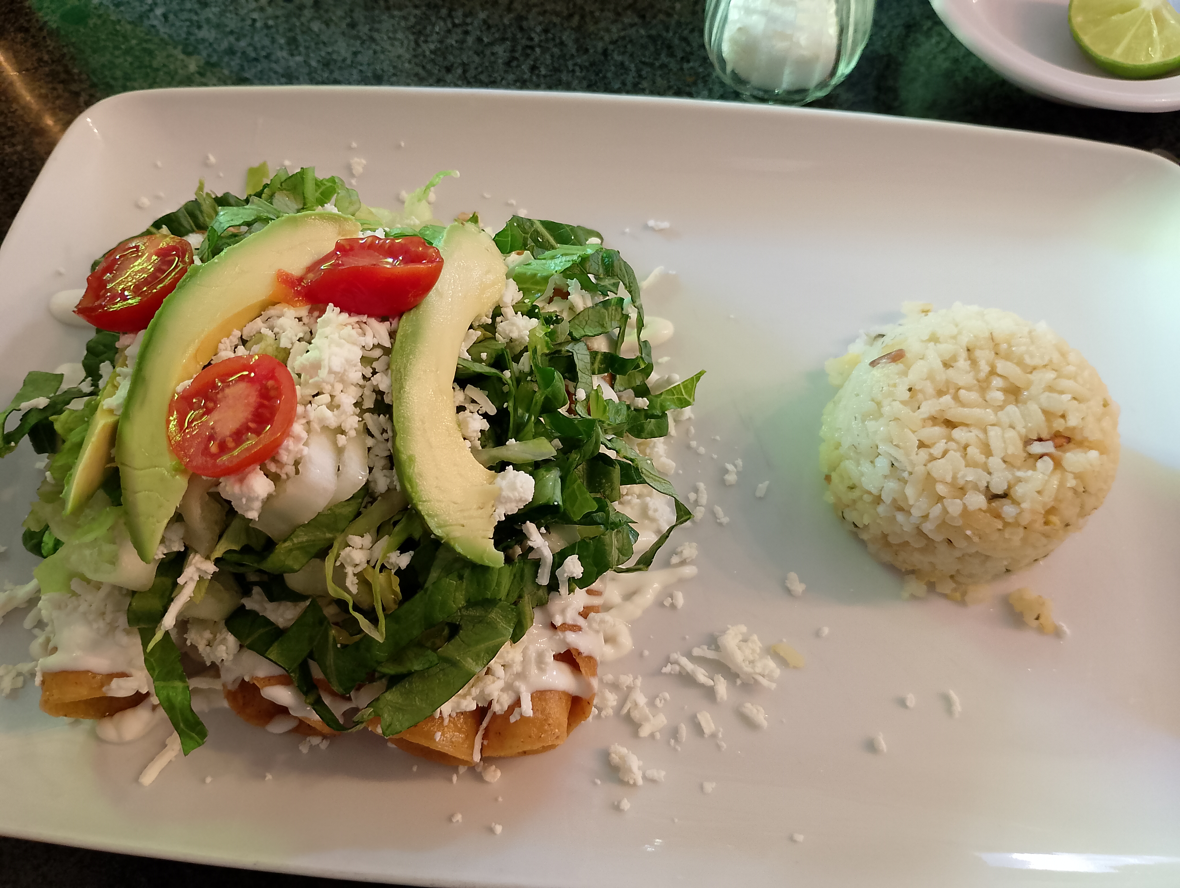 Tusta Cocina Selecta Restaurante image 9