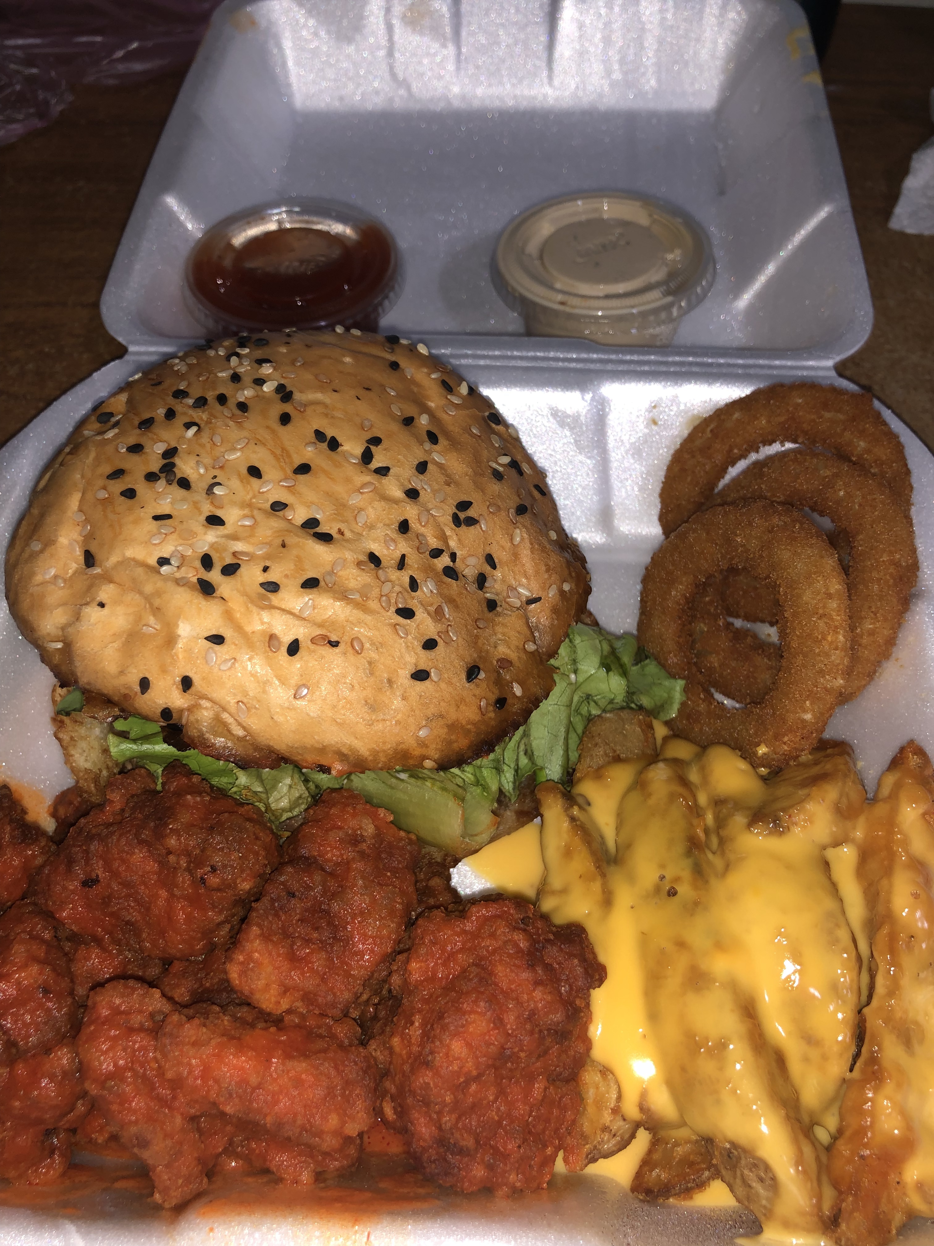 Break Burgers and Wings image 5