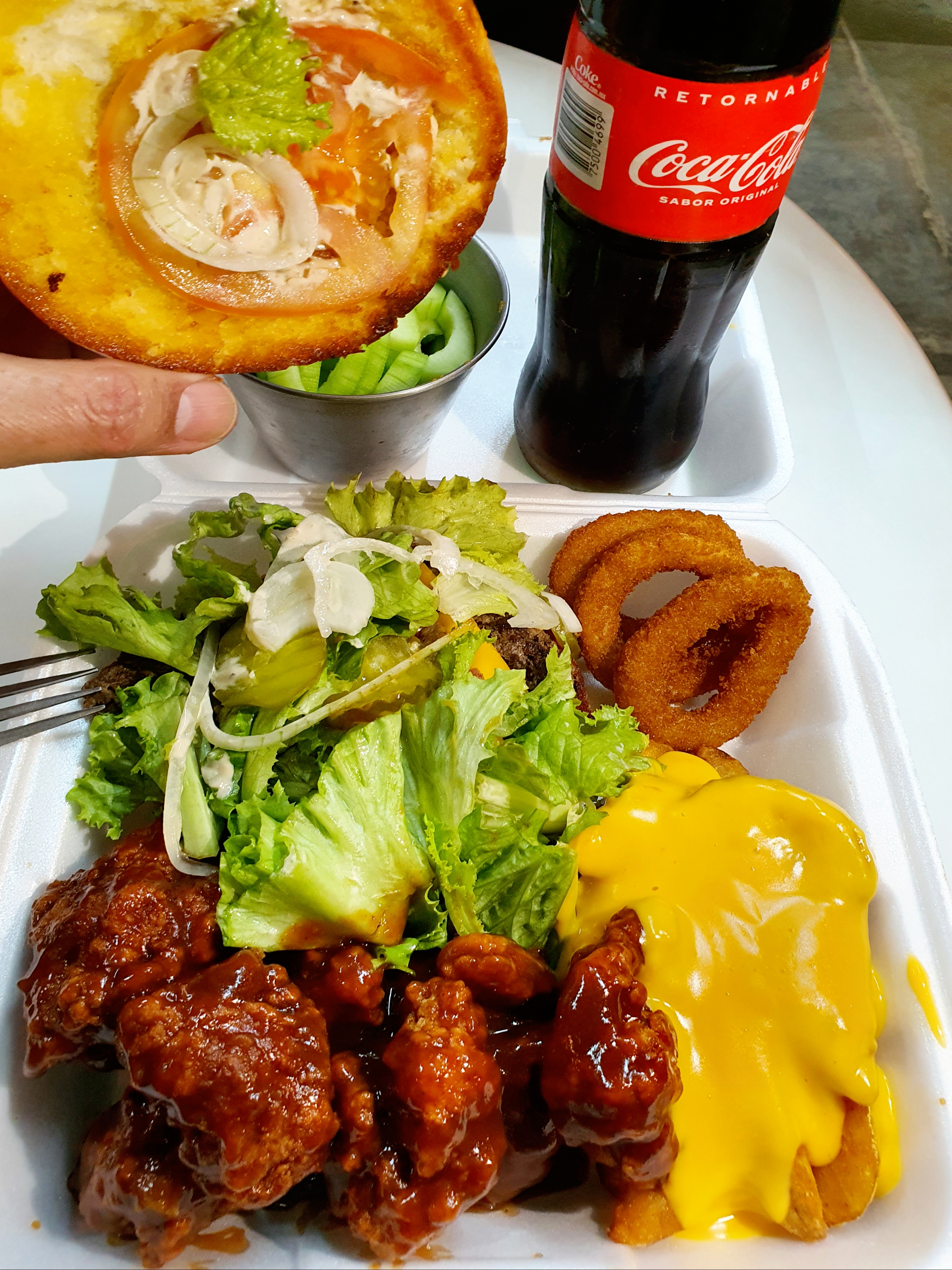 Break Burgers and Wings image 6