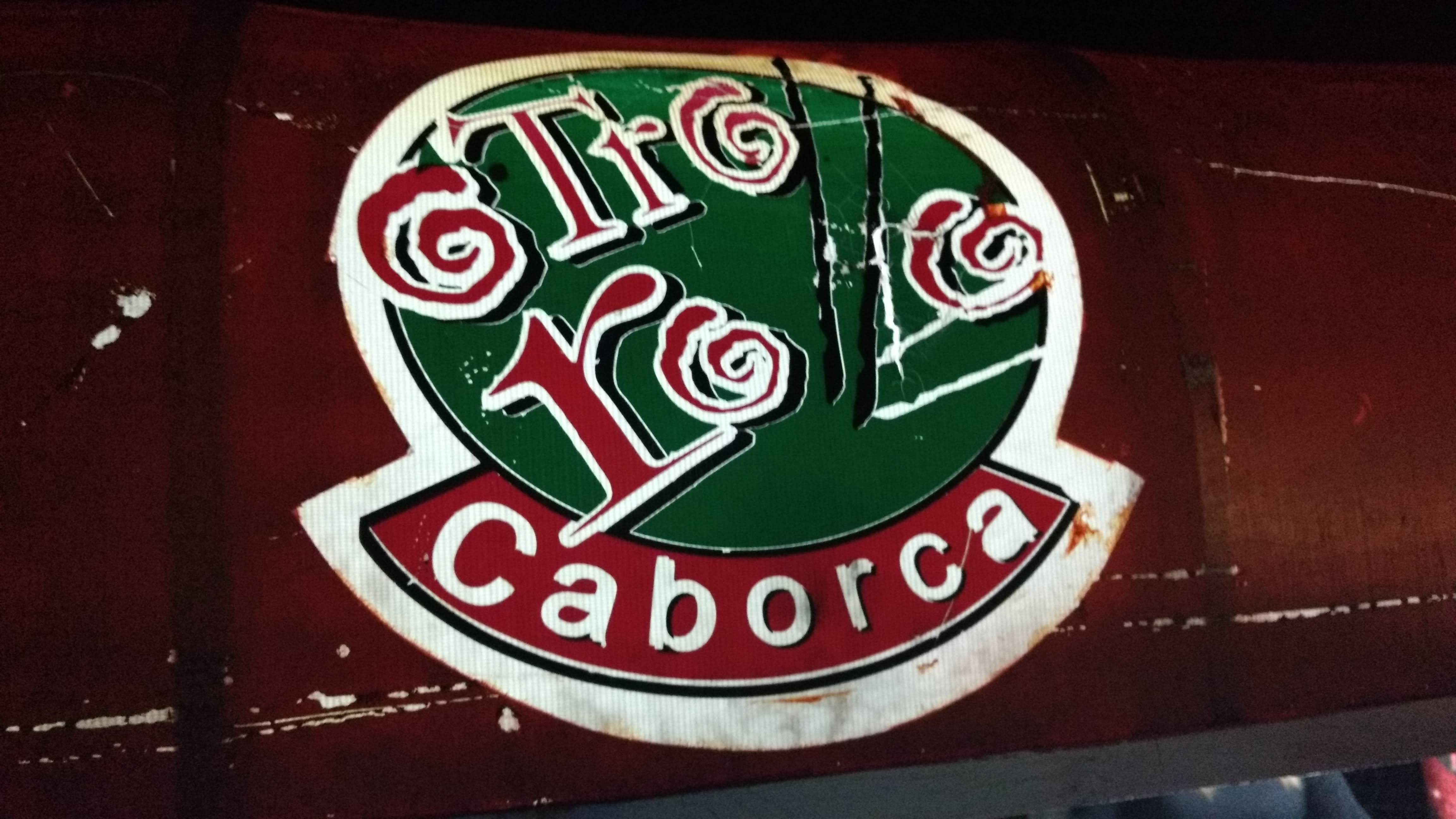 Otro Rollo Sushi image 6