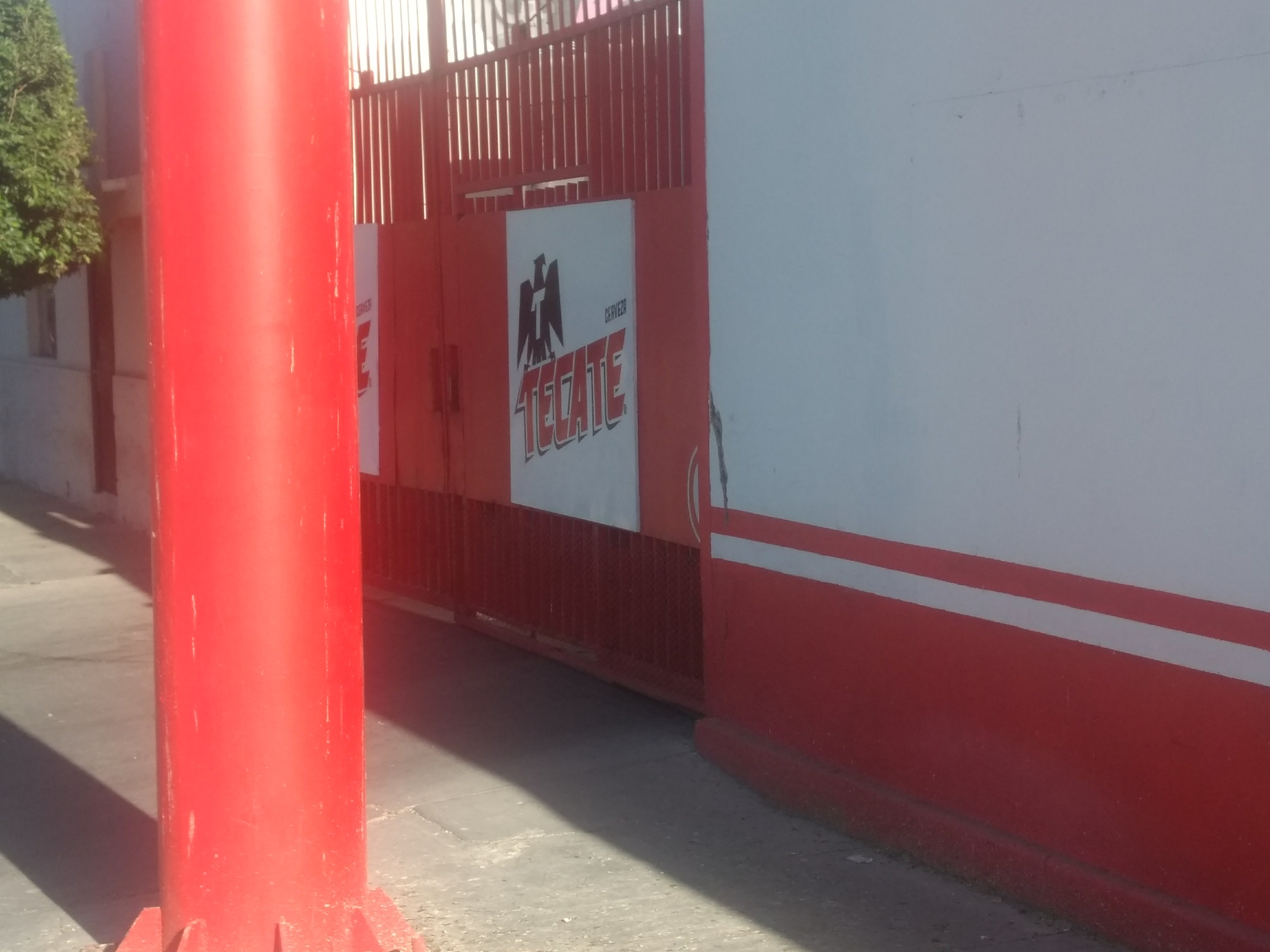 Cervezas Cuahutemoc Moctezuma Caborca image 2