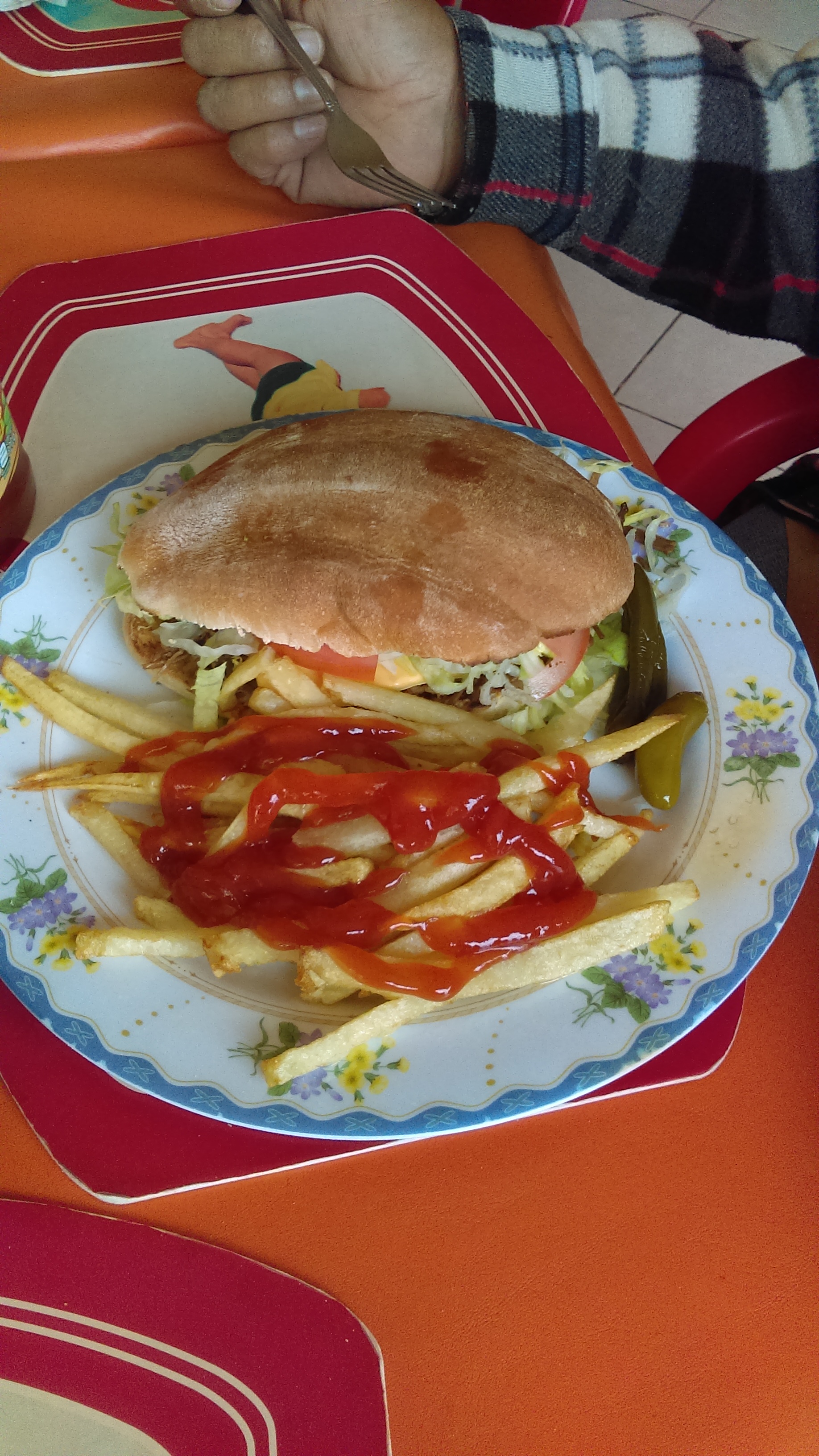 Cenaduria La Primera image 10