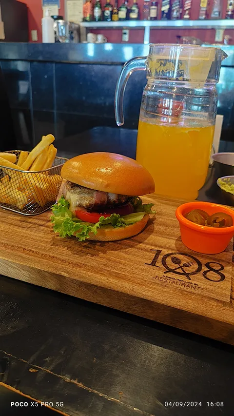 108 Restaurante image 4