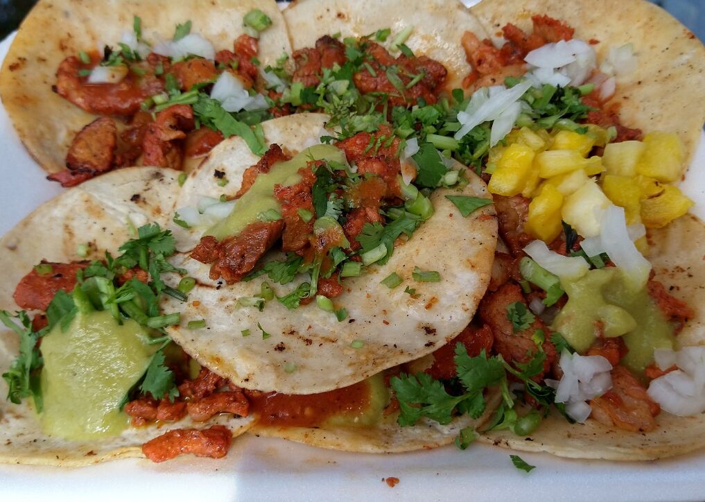 Taquería "El Taz" image 1