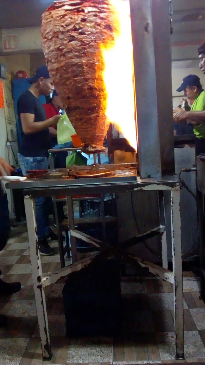 Taquería "El Taz" image 9