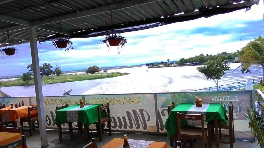 Restaurant de Mariscos El muelle de Morón image 4