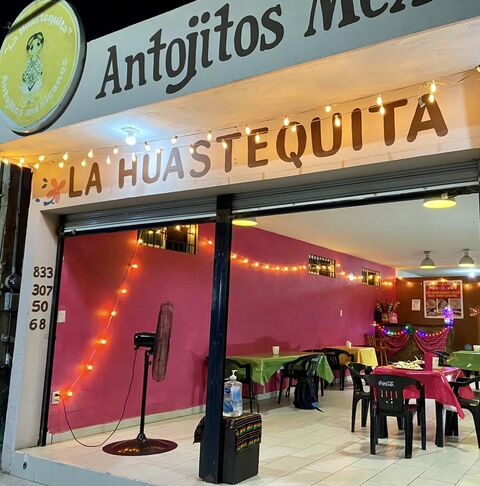 Antojitos mexicanos "La Huastequita" image 8