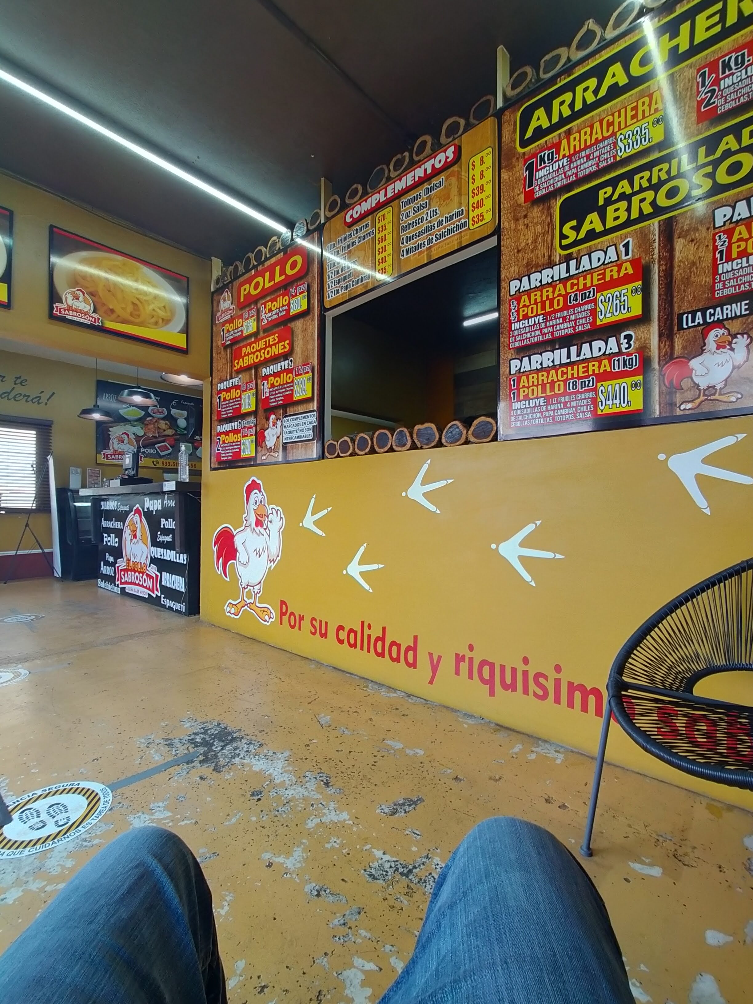 EL POLLO SABROSÓN image 5