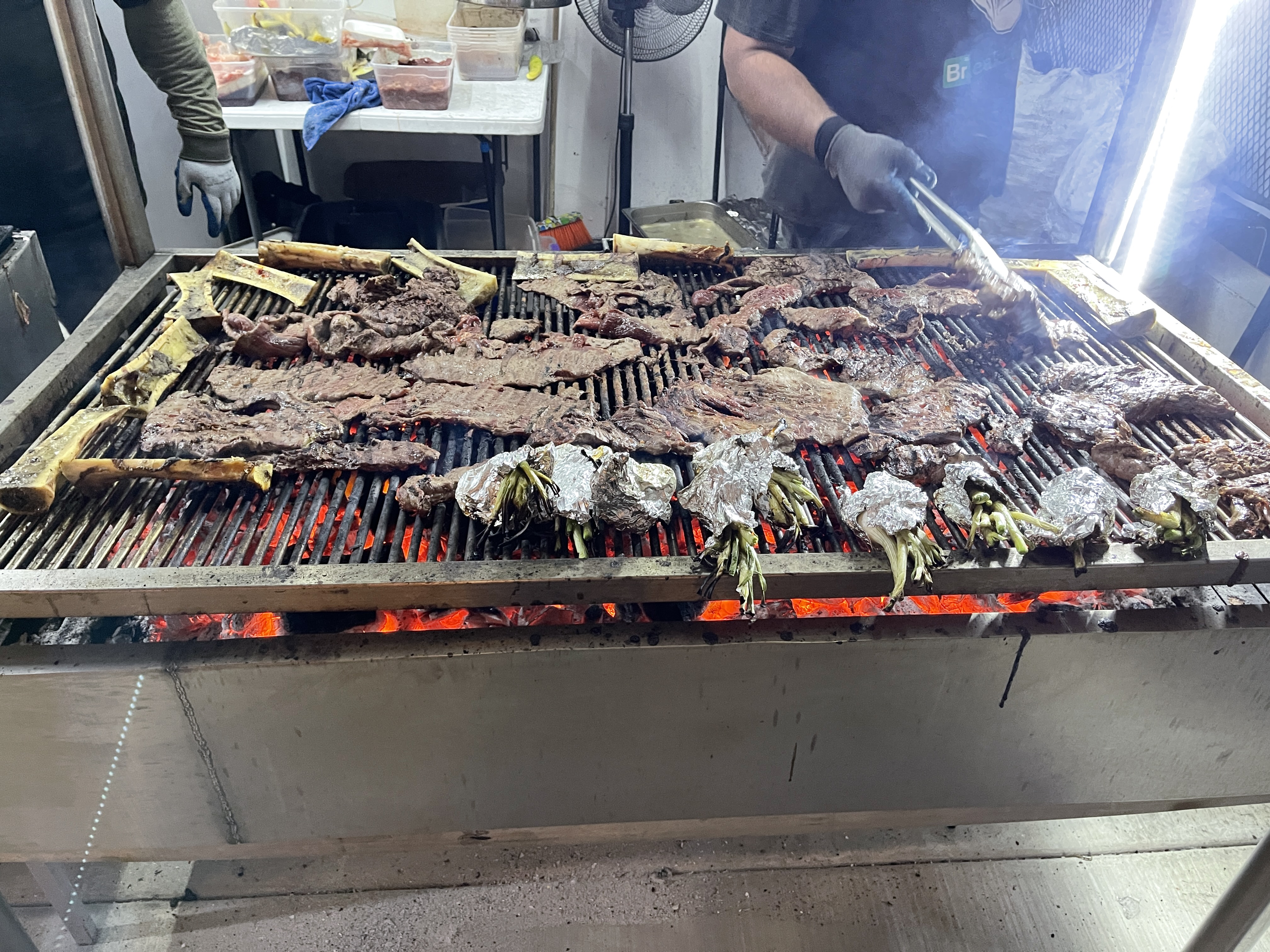 Con Branko Grill House image 1