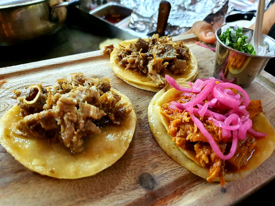 Con Branko Grill House image 2