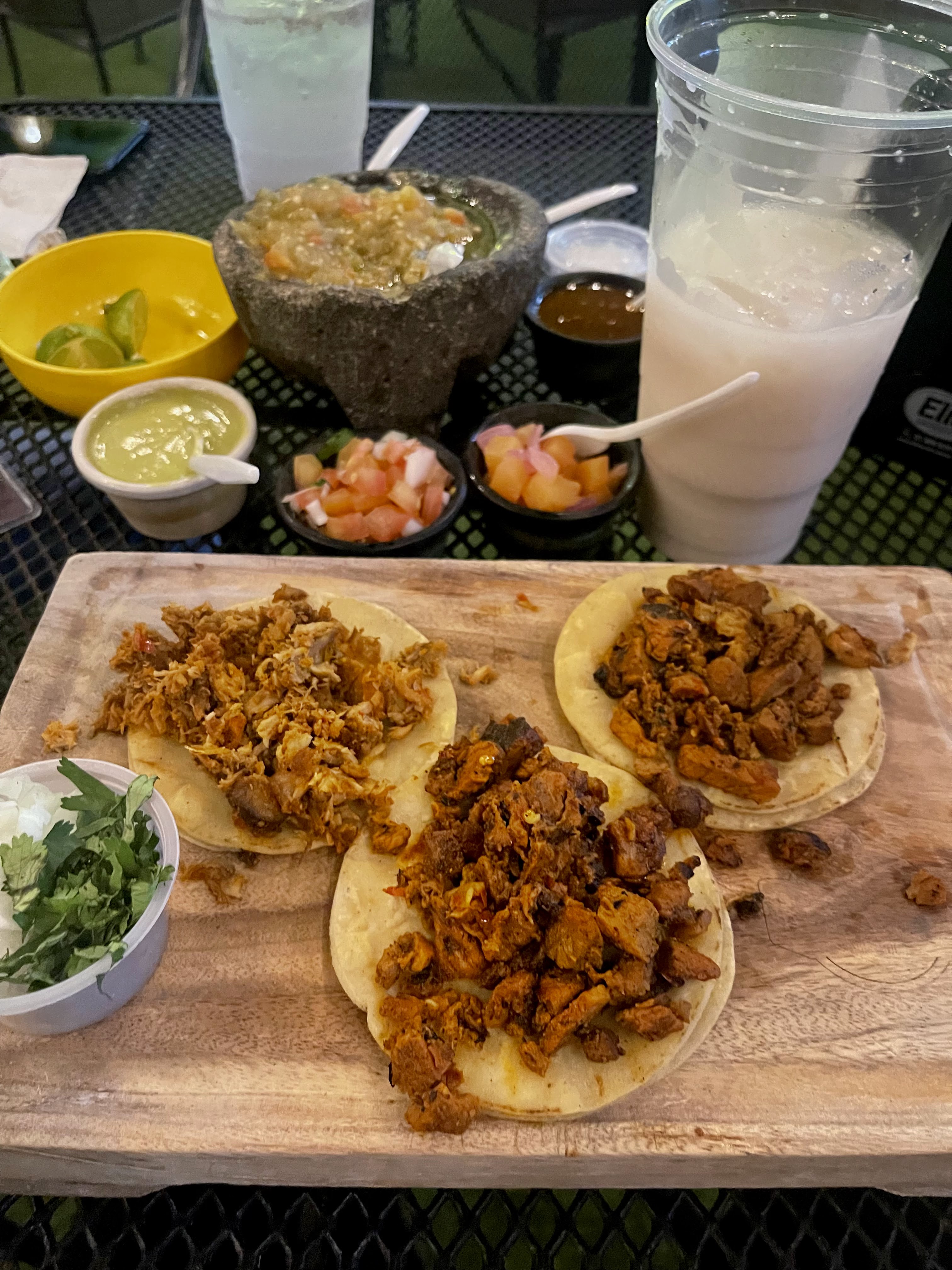 Con Branko Grill House image 3