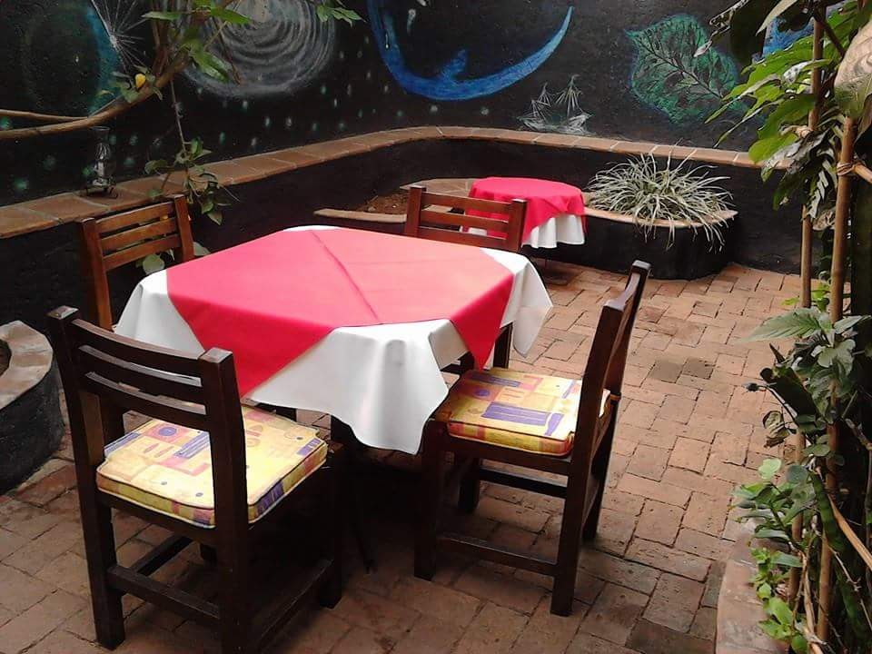 OASIS (Restaurant-bar) image 1