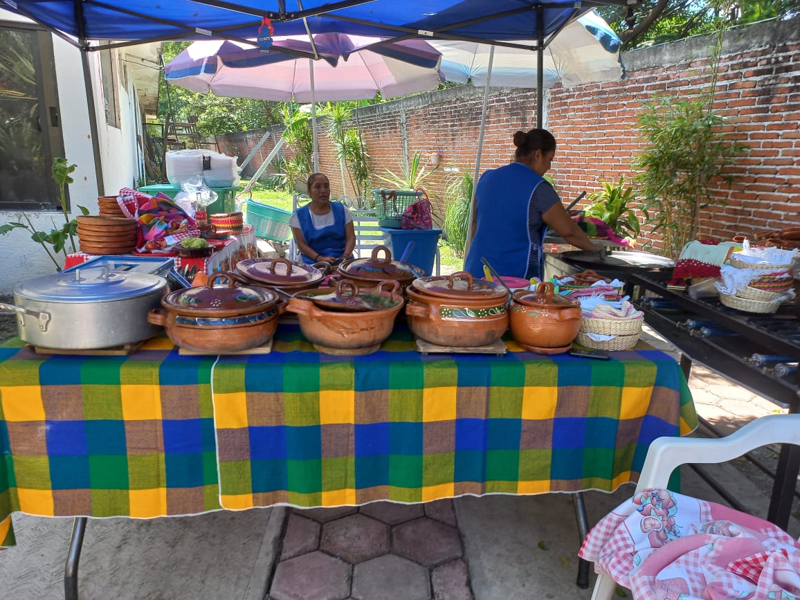 Tacos Acorazados & Guisados " Franco ". image 4