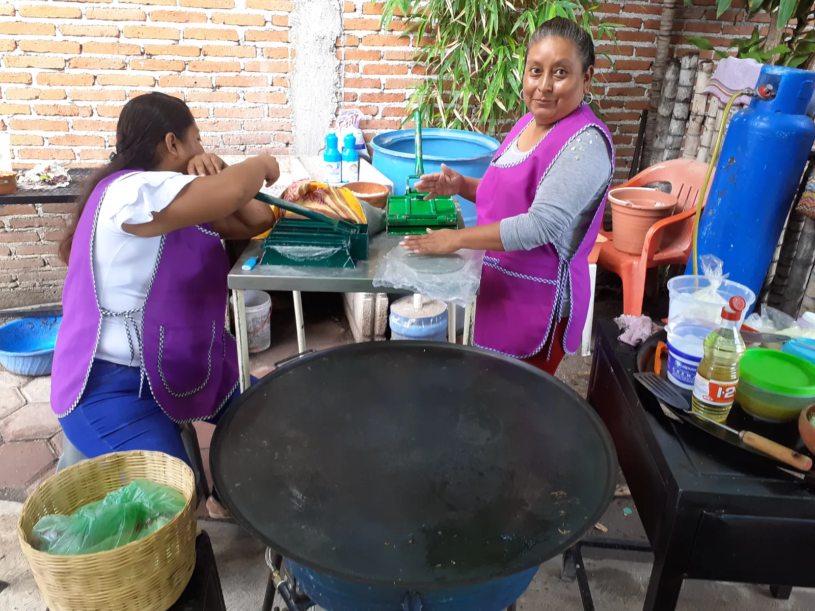 Tacos Acorazados & Guisados " Franco ". image 7