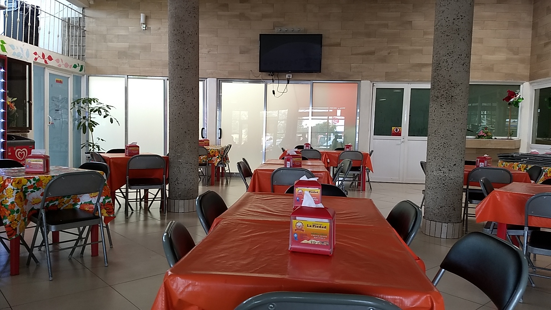 Carnitas La Piedad image 3