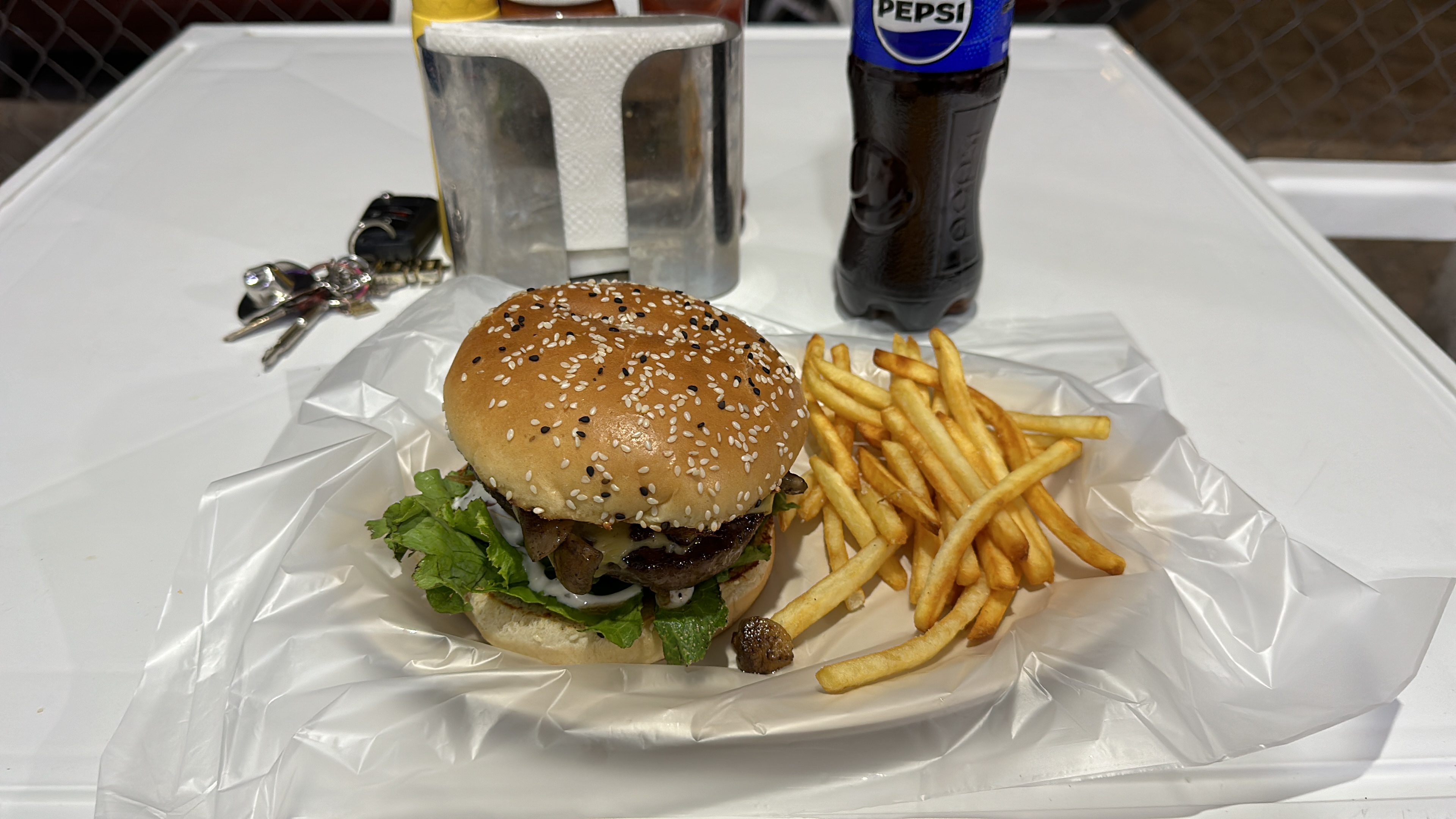 Charly Burgers image 2