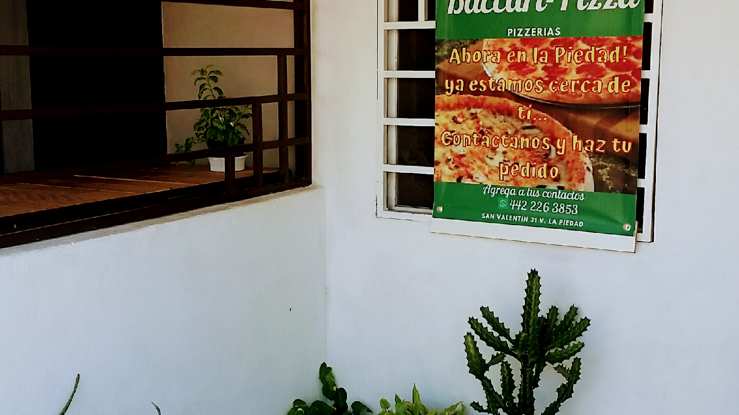 Baccari Pizza image 9