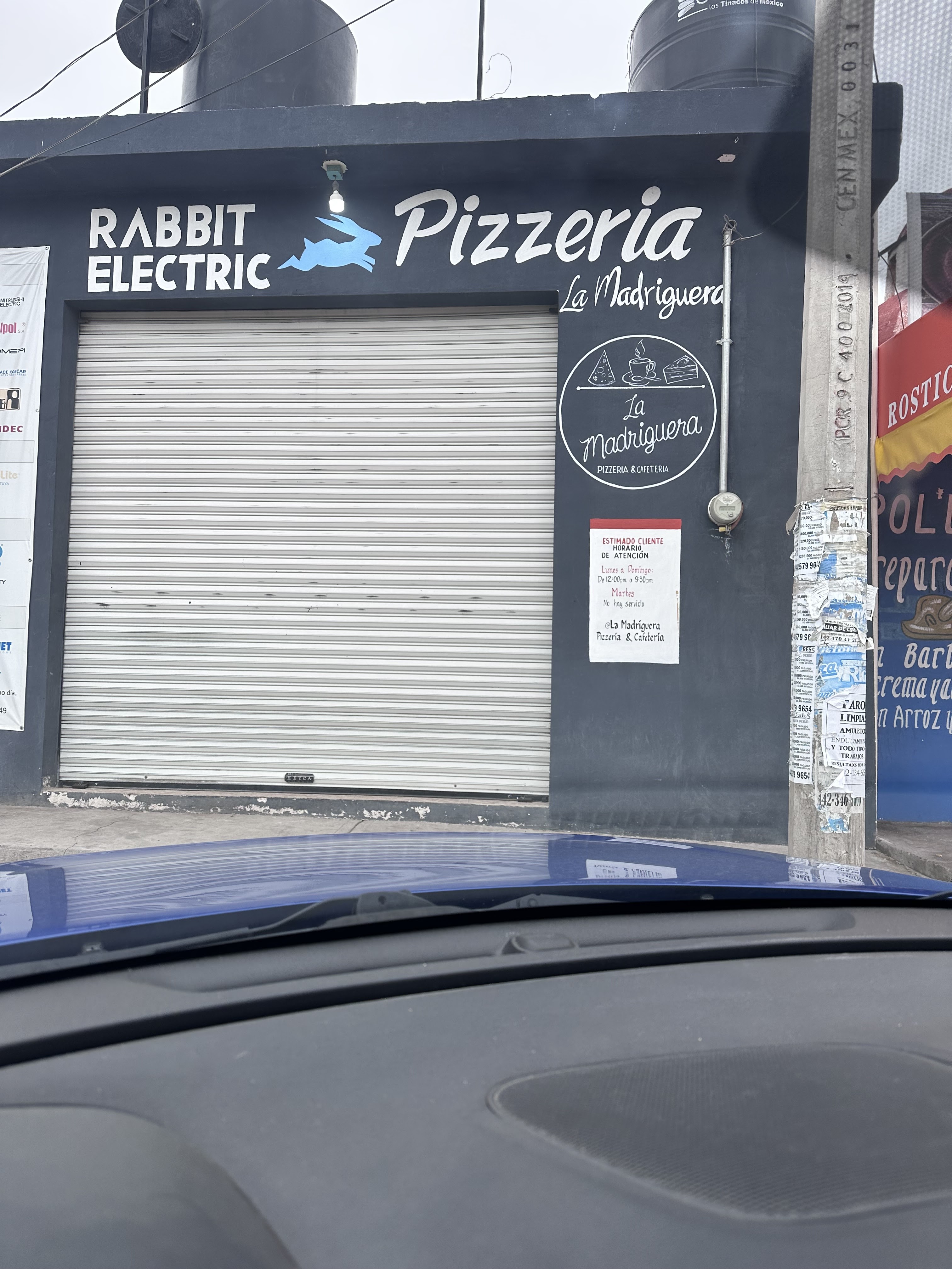 La Madriguera Pizzería y Cafetería image 2