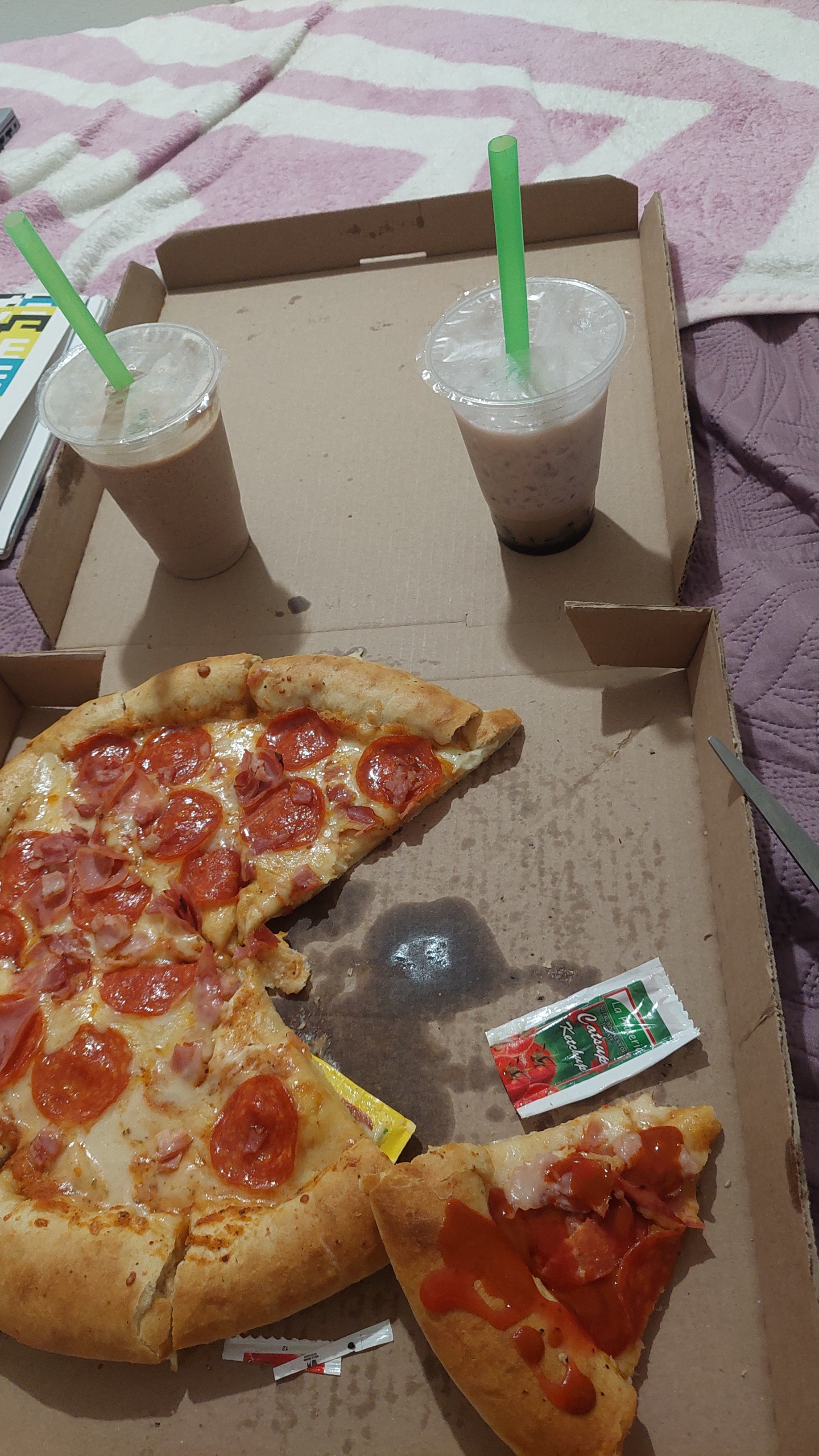 La Madriguera Pizzería y Cafetería image 3