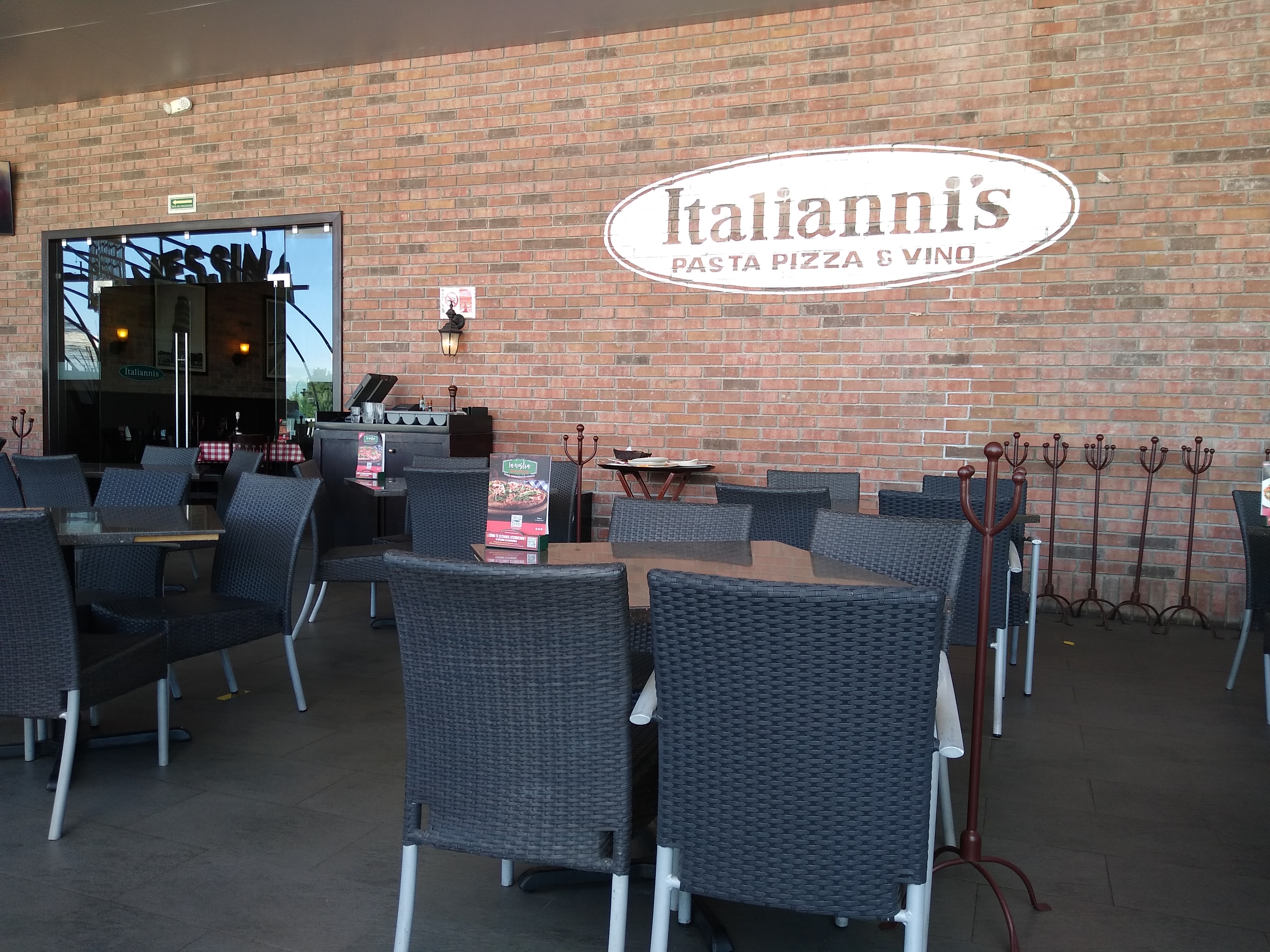 Italianni's Irapuato image 5