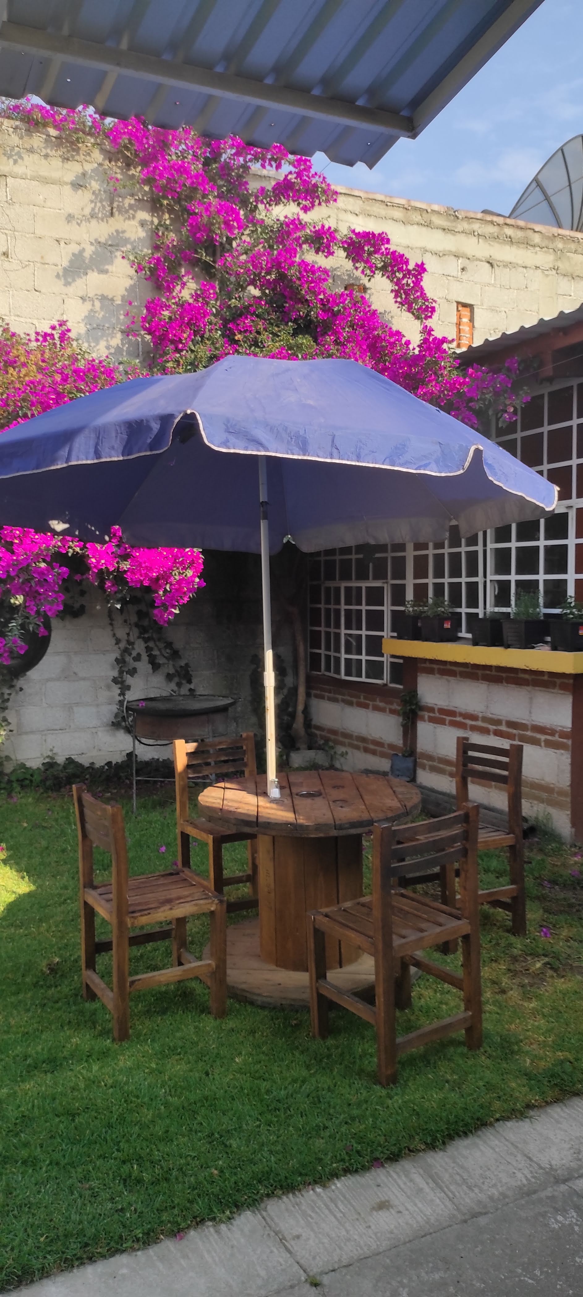 Los Caldos de la Abuela image 9