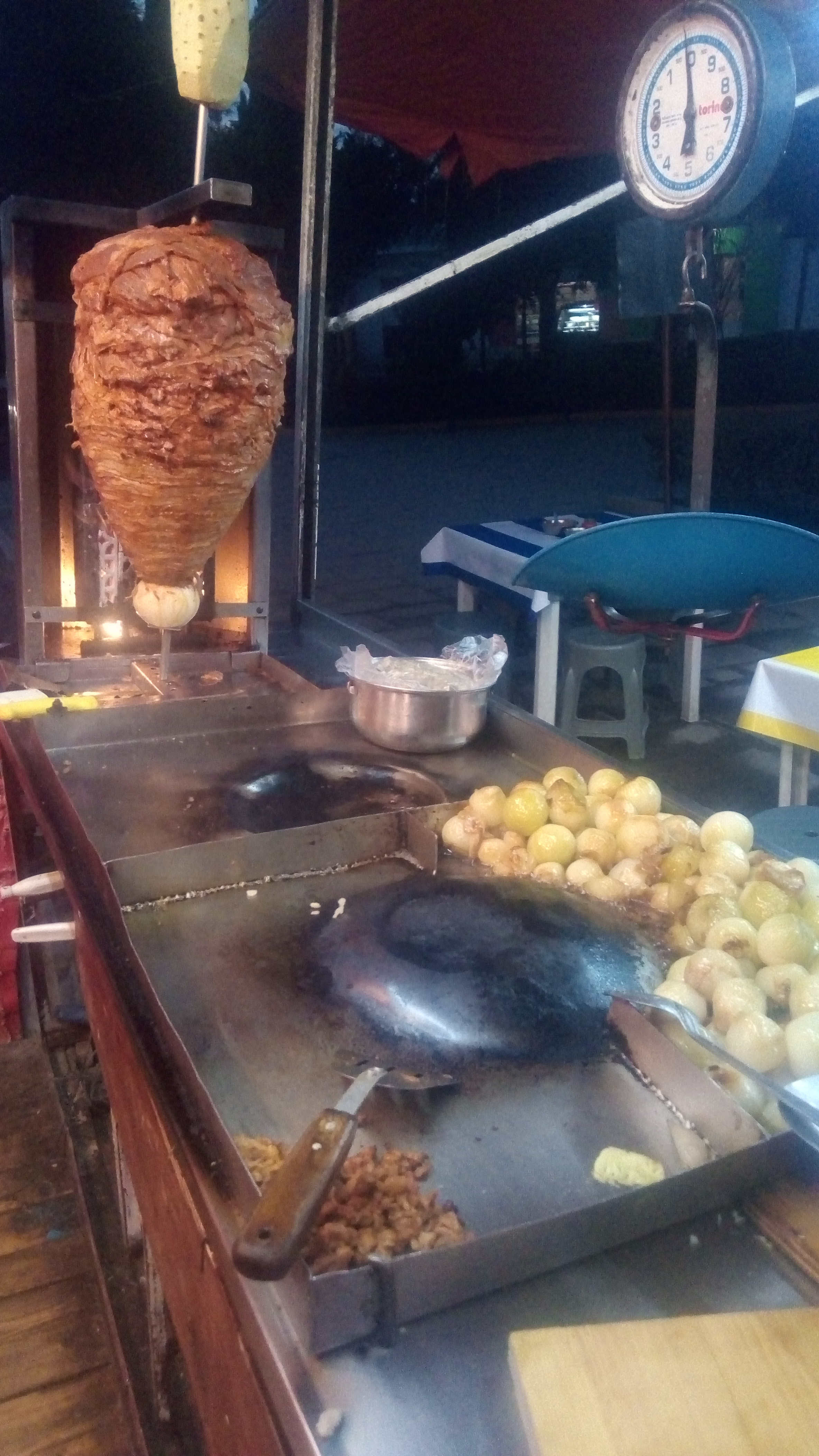 Taqueria el moreno al pastor y árabes image 1