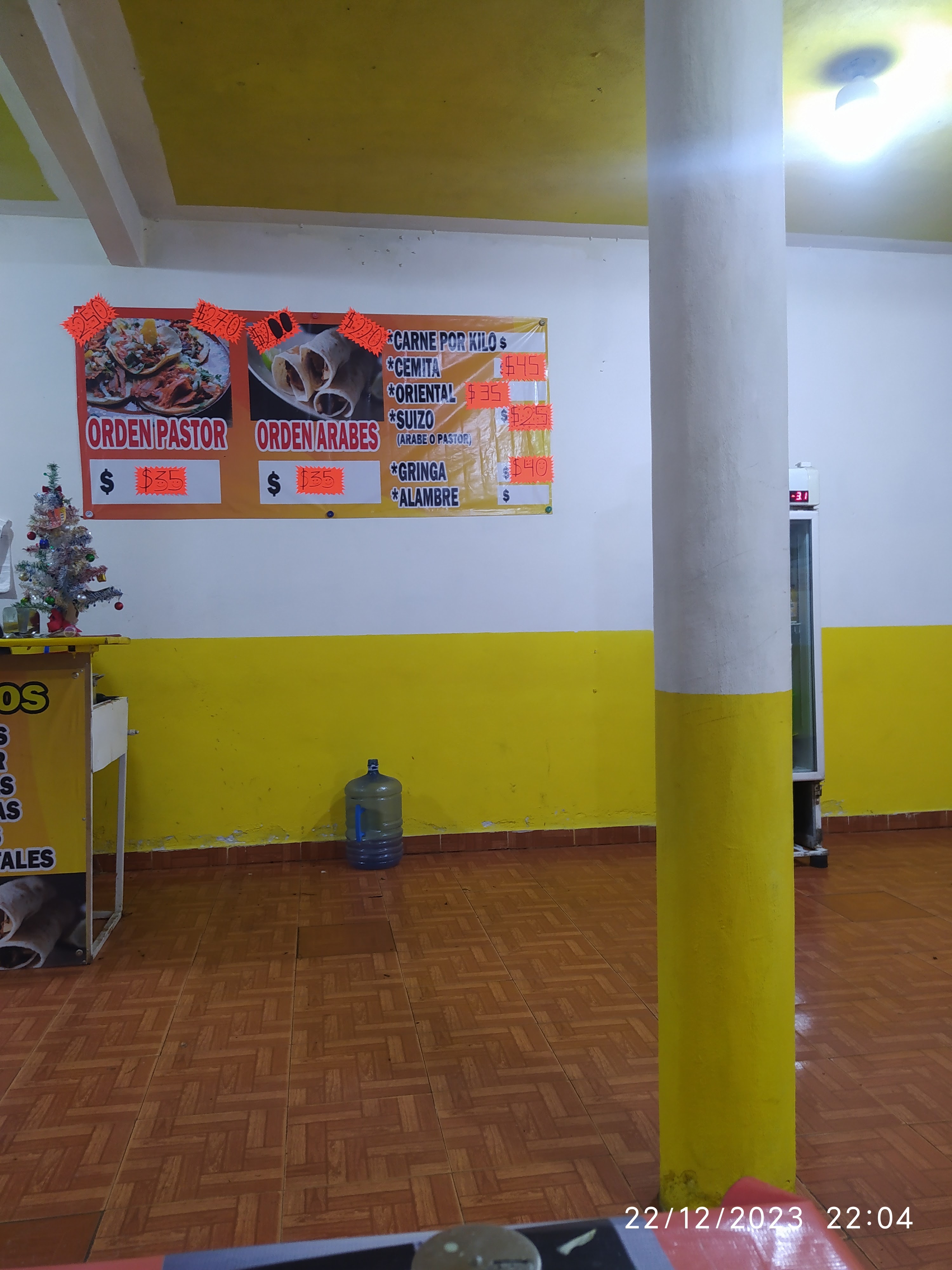 Tacos El Chalán image 1