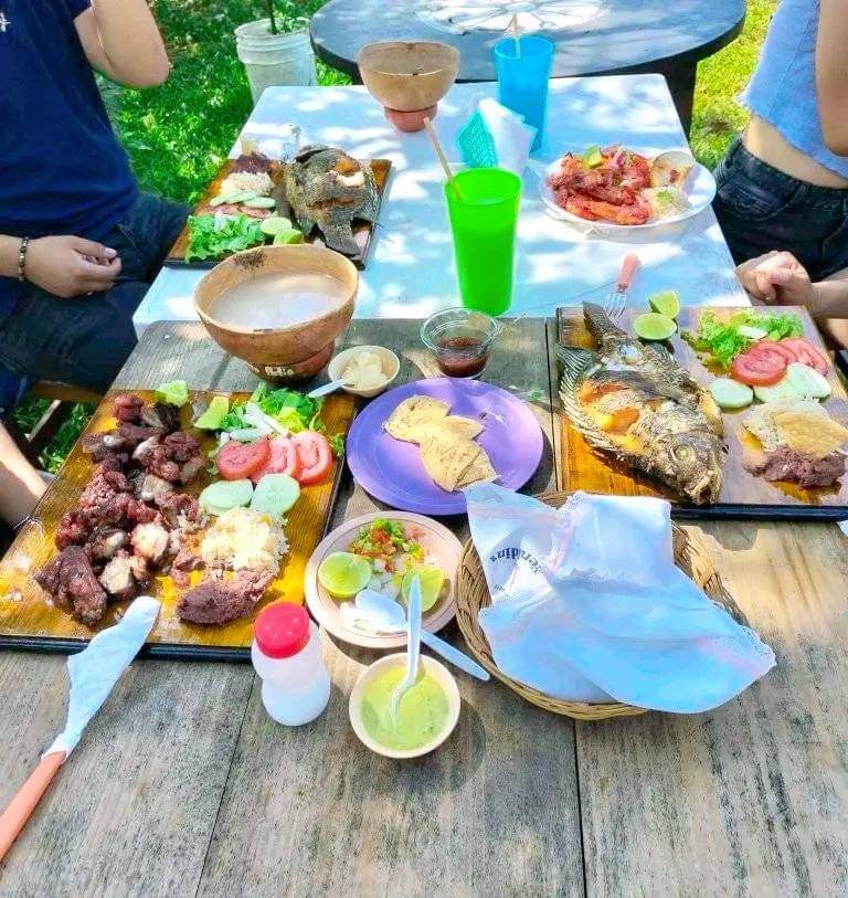 Rancho Santa Cruz. Criadero de Tilapia. image 2