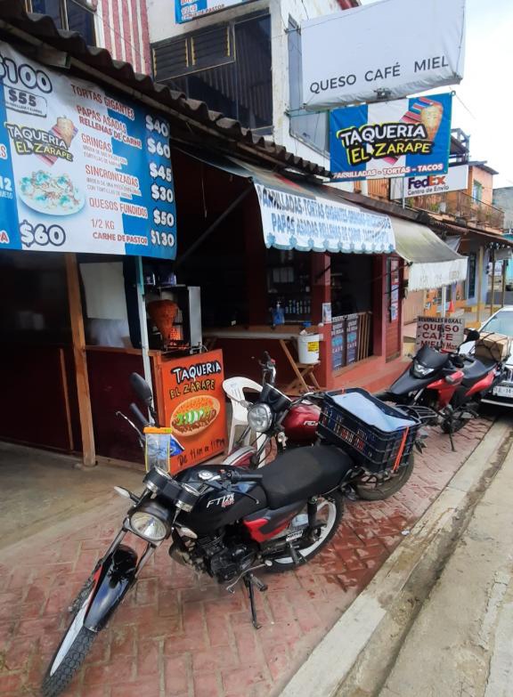 Taqueria la parrillada EL ZARAPE image 7