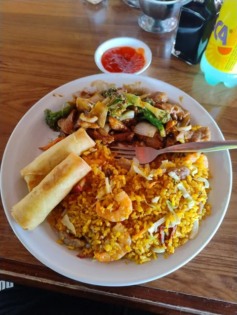 Chanis Wok image 4