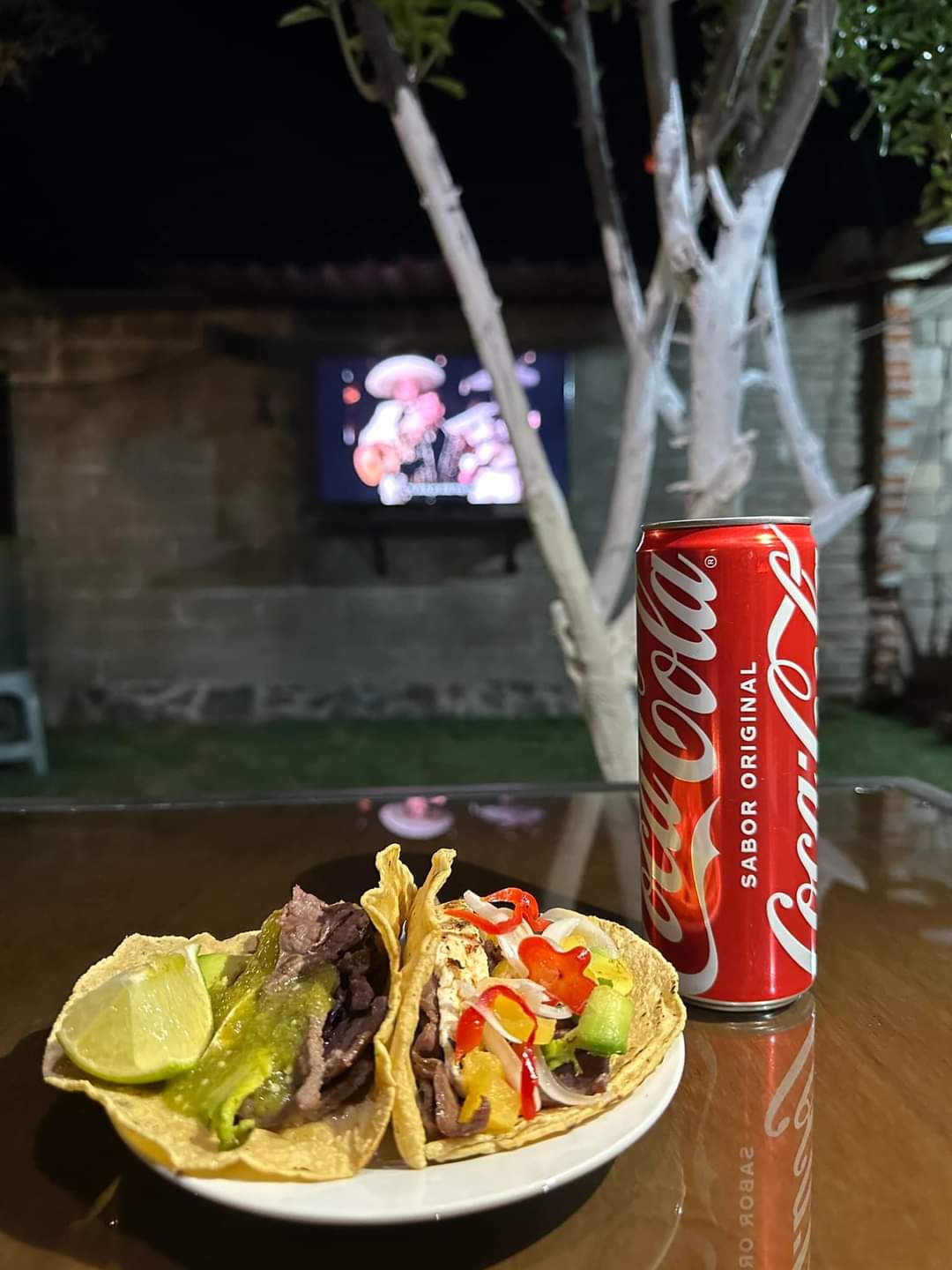 Luna de Octubre Restaurante image 1