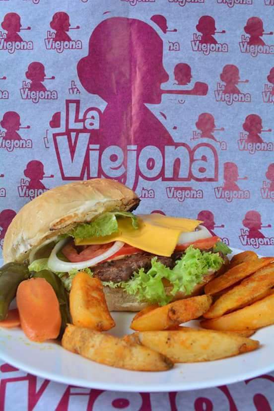 La Viejona De Graciano image 5
