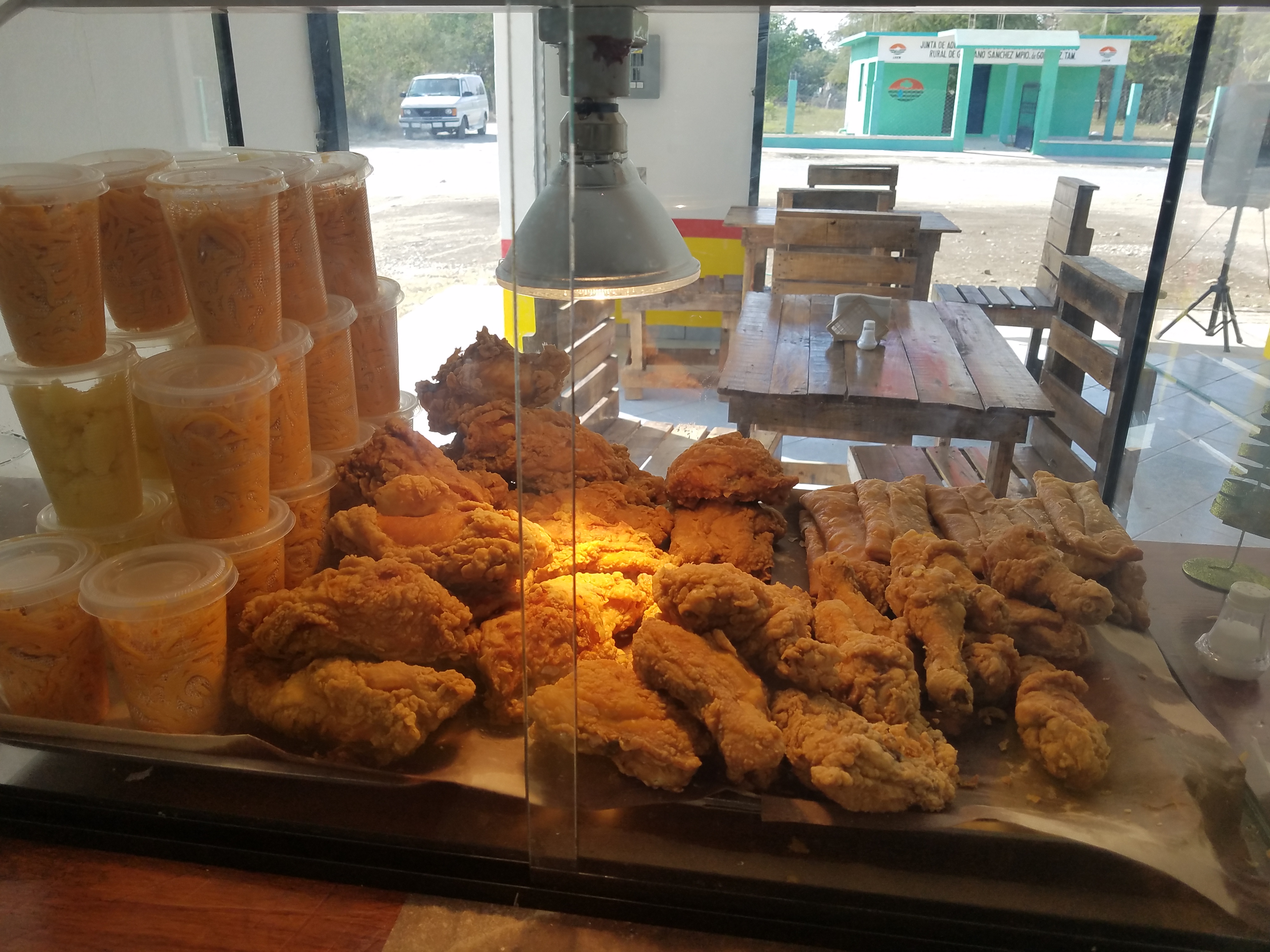 Pollo Frito El Tamaulipeco Graciano Sanchez image 7